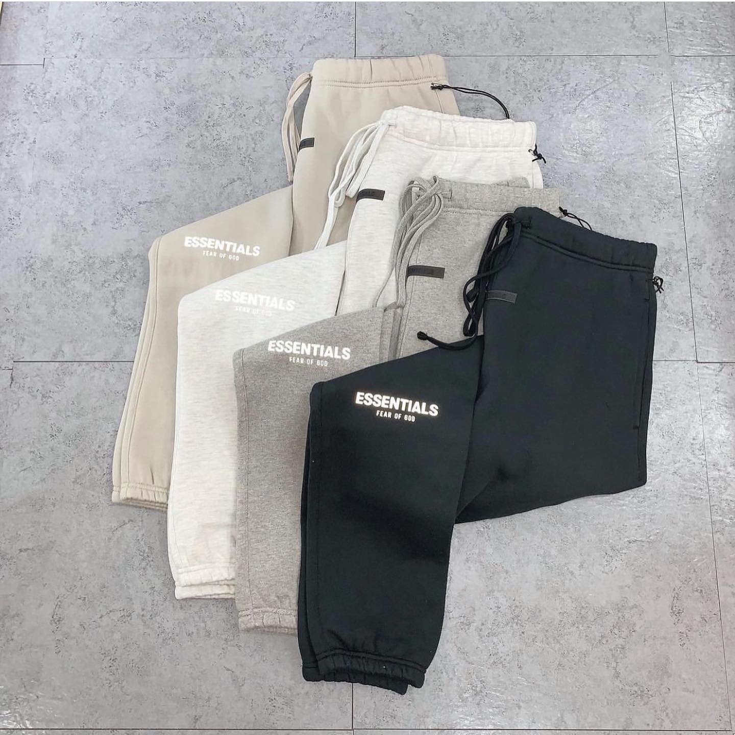 Fear of God Essentials Core Collection Sweatpants 反光長褲 tan String