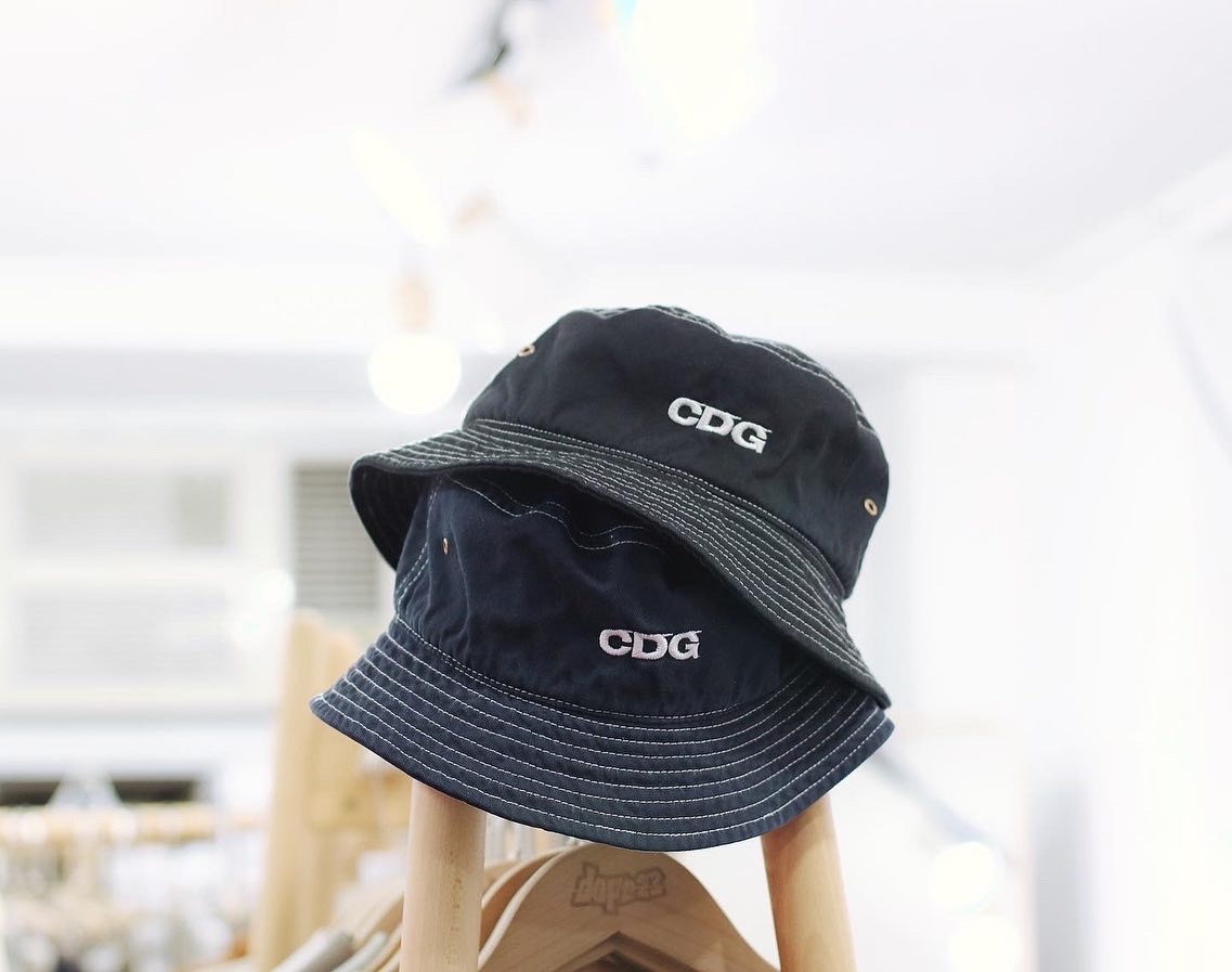 Comme des Garcons CDG Bucket Hat Black/ Navy（ONE SIZE）