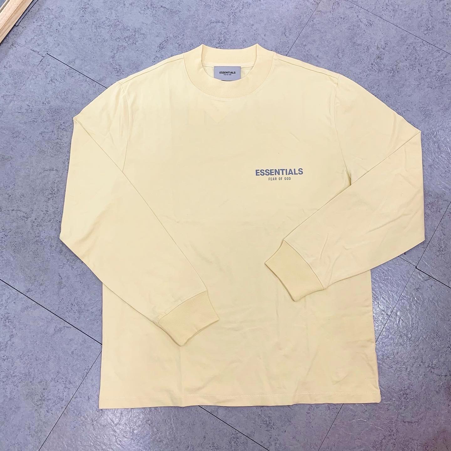 Fear Of God Essentials Core Collection Long Tee Garden Glov 米黃色