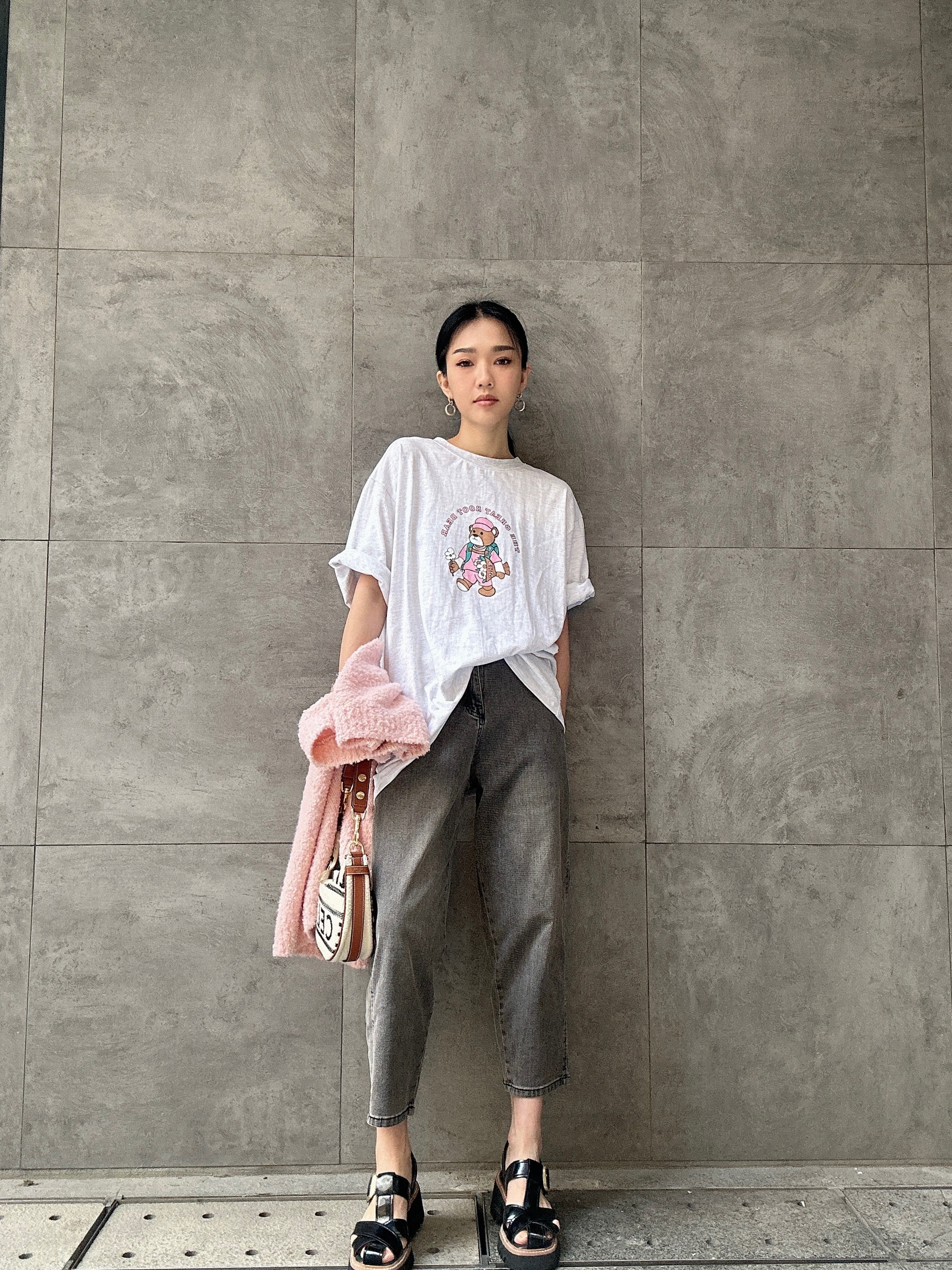 The Great Root Bear TEE (現貨款式）