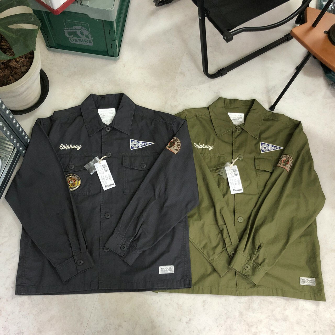 Power To The People 唇形軍裝襯衫夾克 3301006