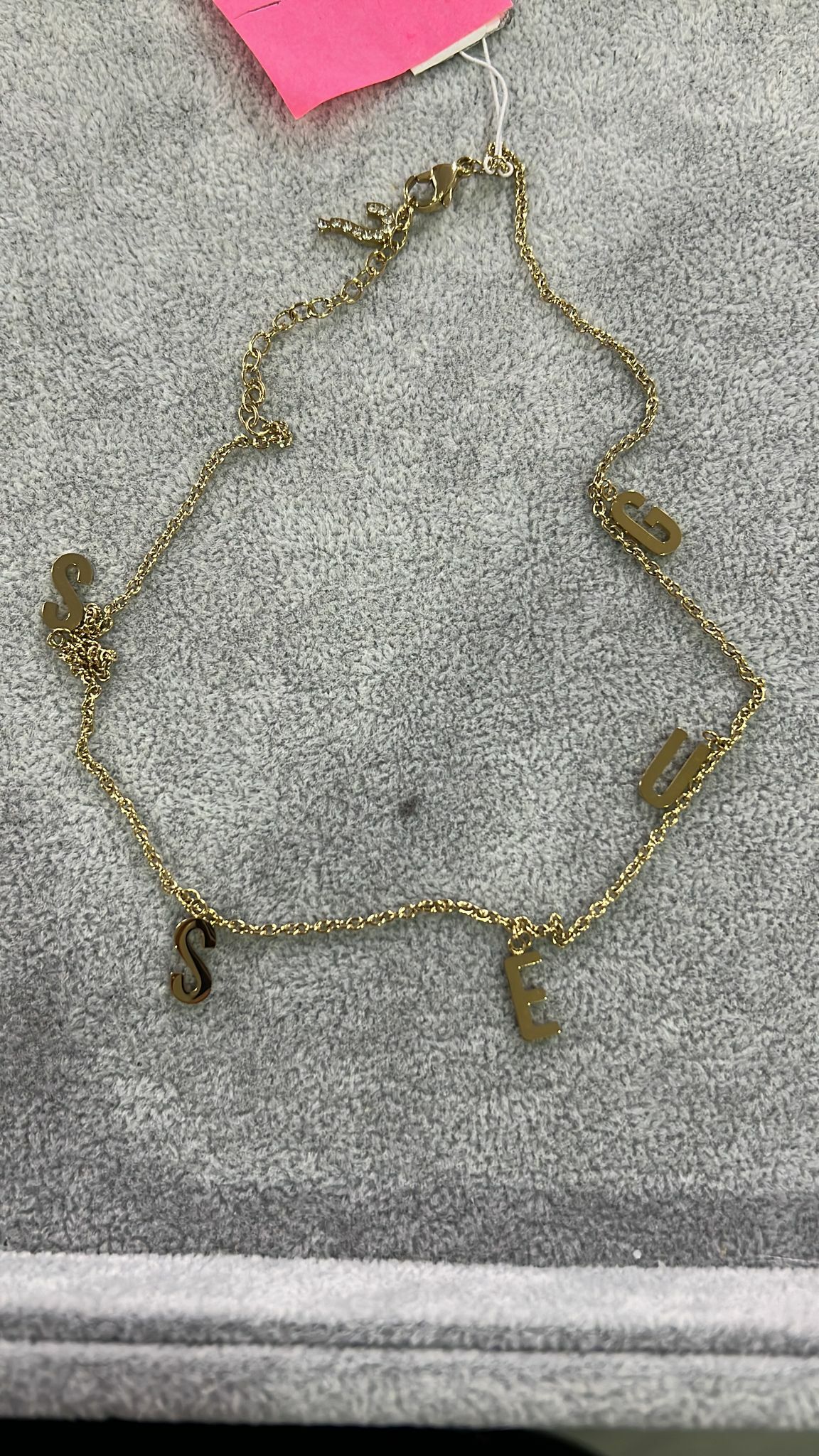 [S] GUESS LETTERS CHARM NECKLACE, GOLD , 7621097979944 [FINAL SALE] (SGU21)