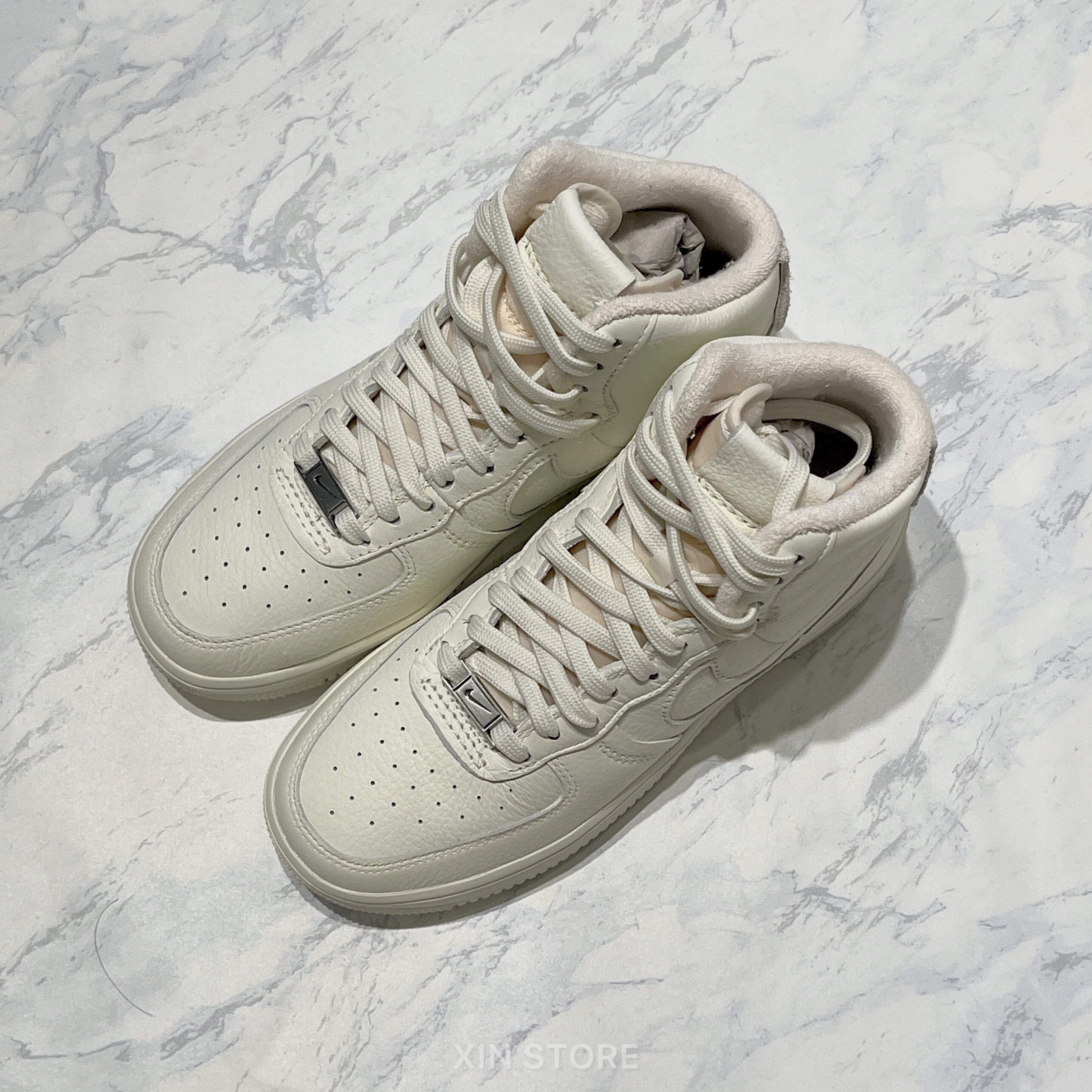 Nike W Air Force 1 Hi Sculpt Sail 荔枝皮內毛絨高筒奶油白