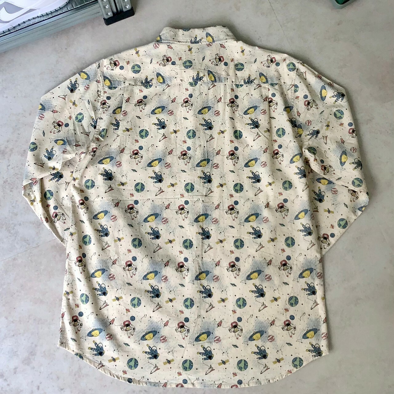 Power To The People 長袖襯衫插畫印花 3301014-101