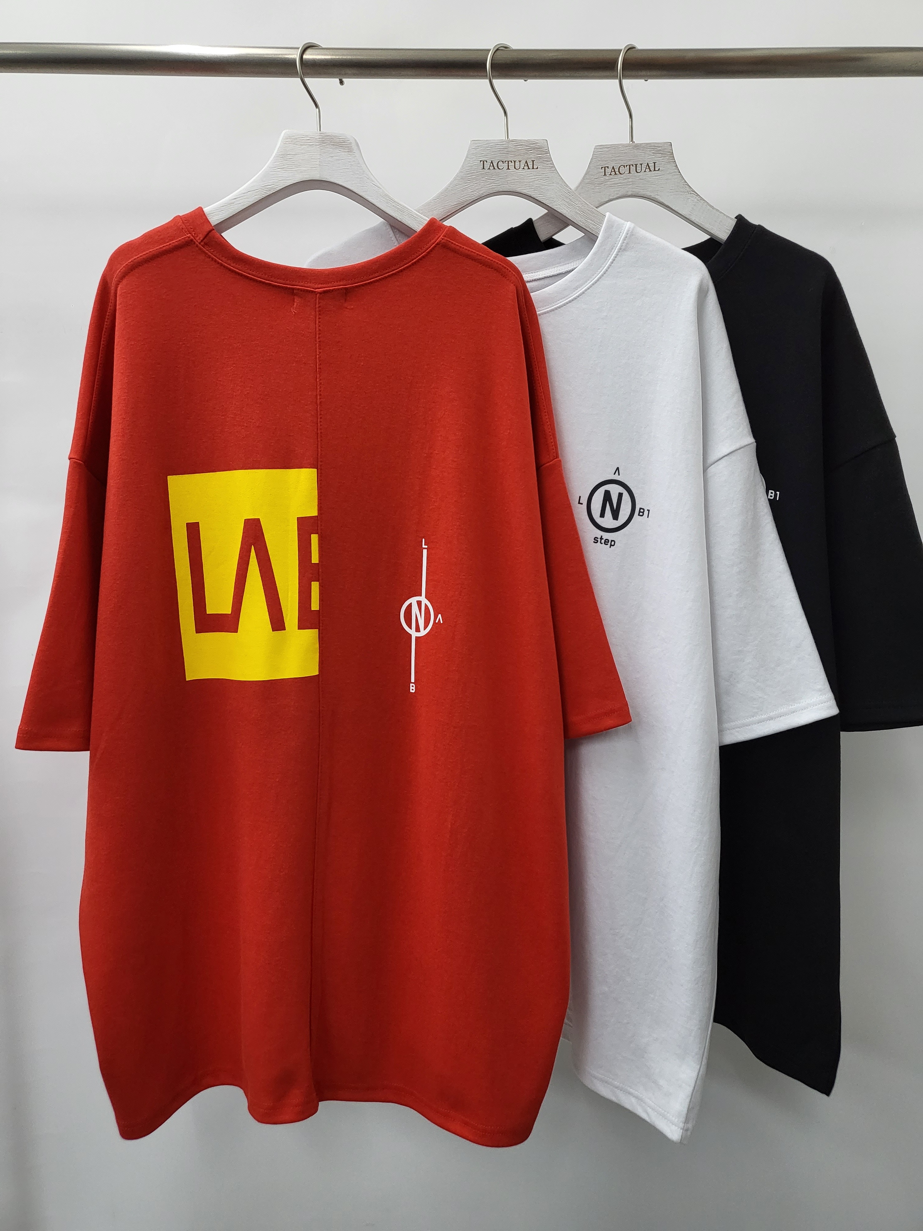 Oversize英文字圖案短袖Tee T4806