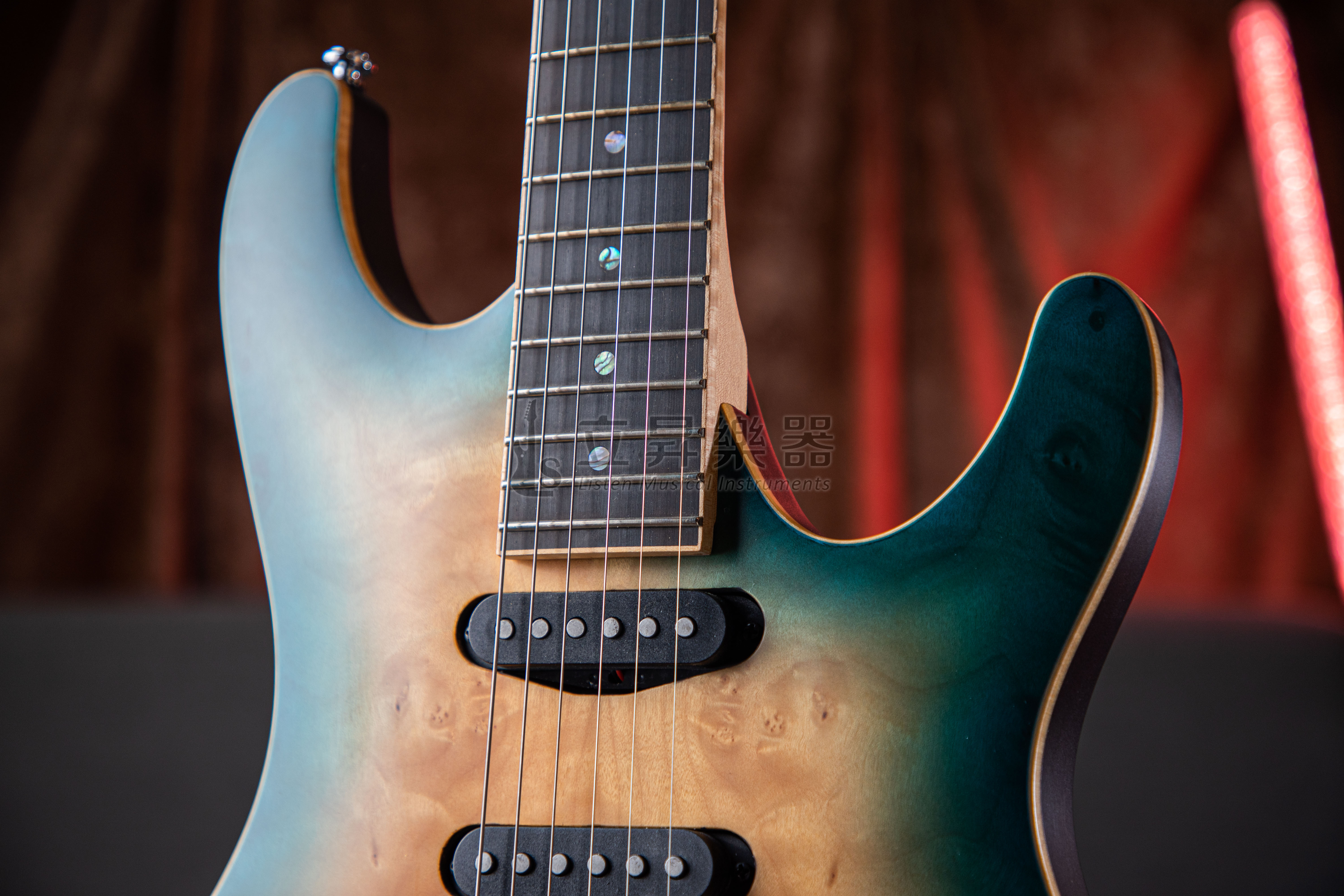 Ibanez Ibanez SA460MBW-SUB 單單雙 小搖座 楓木樹瘤面板 奧古曼琴身 楓木琴頸 夕陽藍色漸層 電吉他 第 3 張圖片｜三峽吉他 / Bass