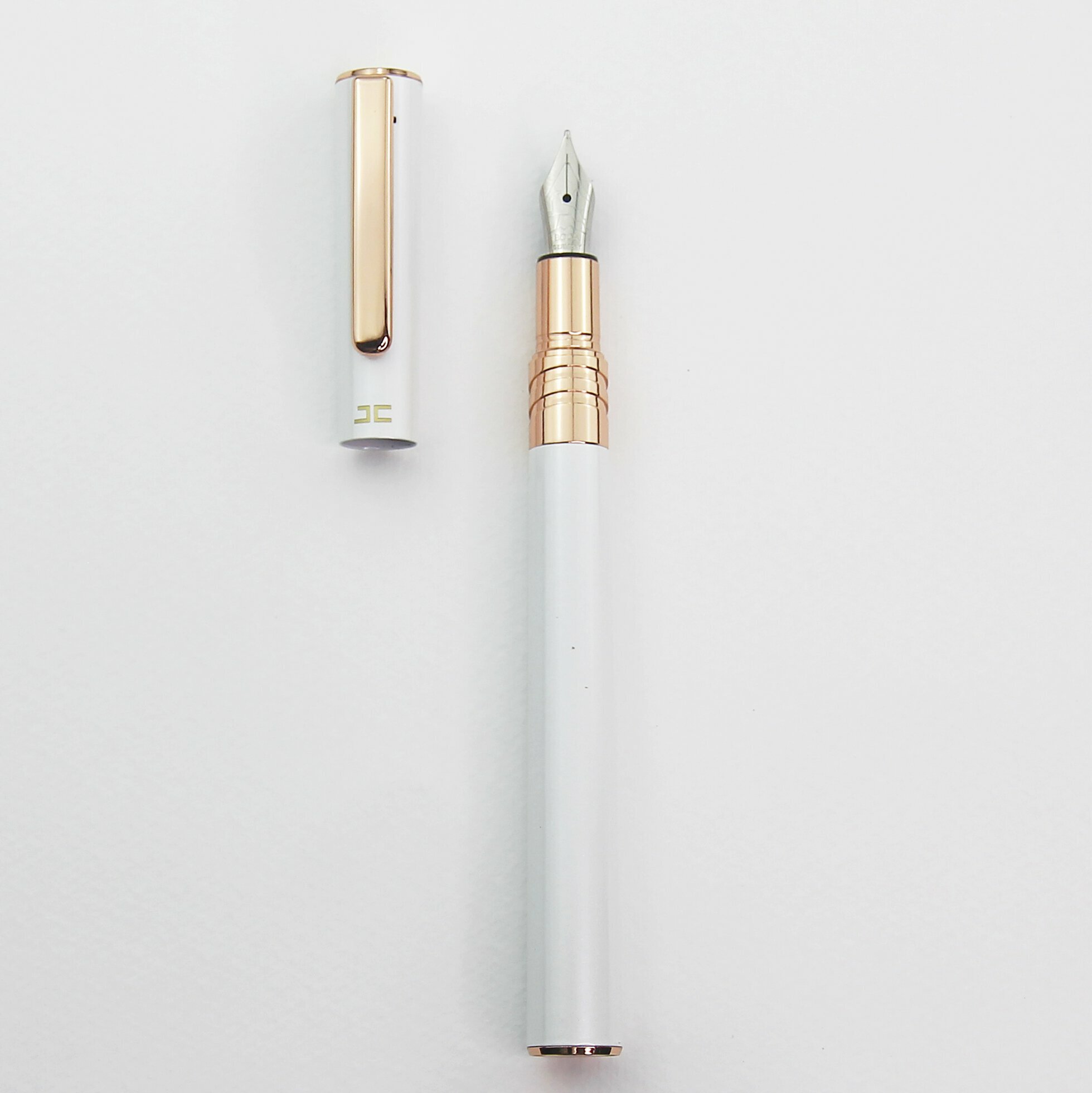 珍珠白 玫瑰金特別版 繆思女神鋼筆｜J.C. Studio