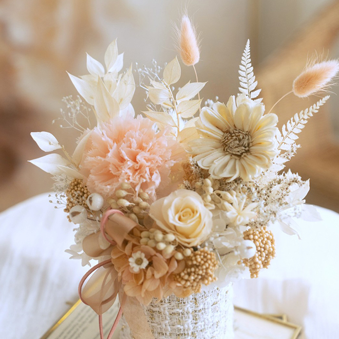 淺橘永生康乃馨小香盆花