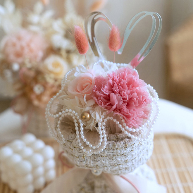 甜蜜粉桃永生康乃馨小香花束