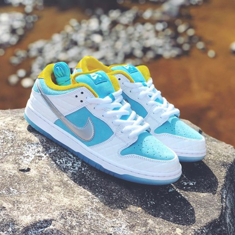 FTC x Nike SB Dunk Low Lagoon Pulse 湯 DH7687-400