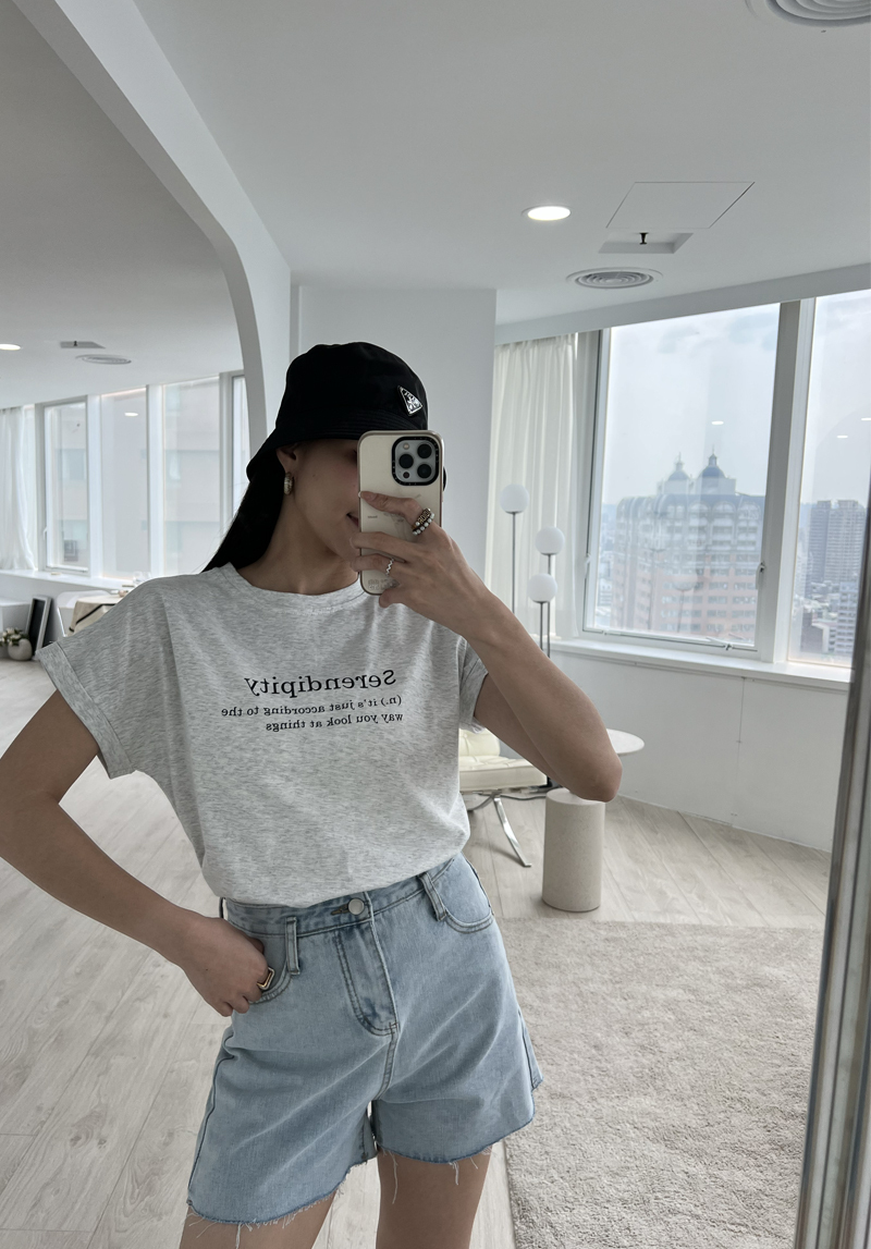 捲袖百搭字母上衣*5色