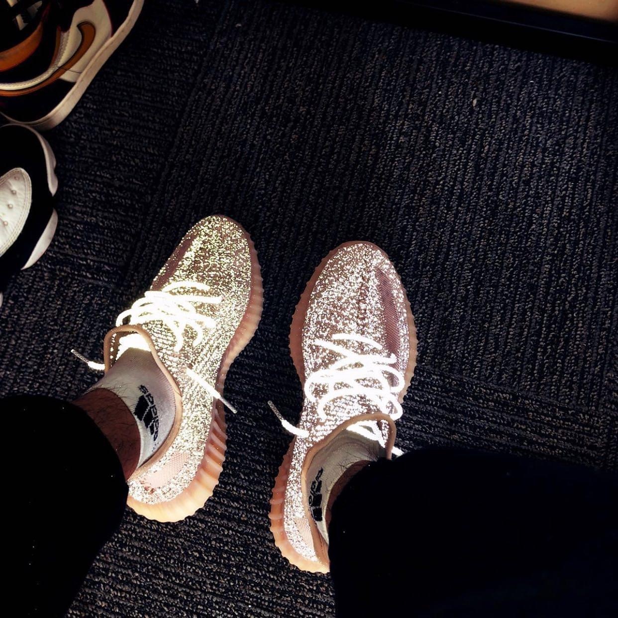 現貨 adidas Yeezy Boost 350 V2 Synth (Reflective) FV5666 粉 滿天星