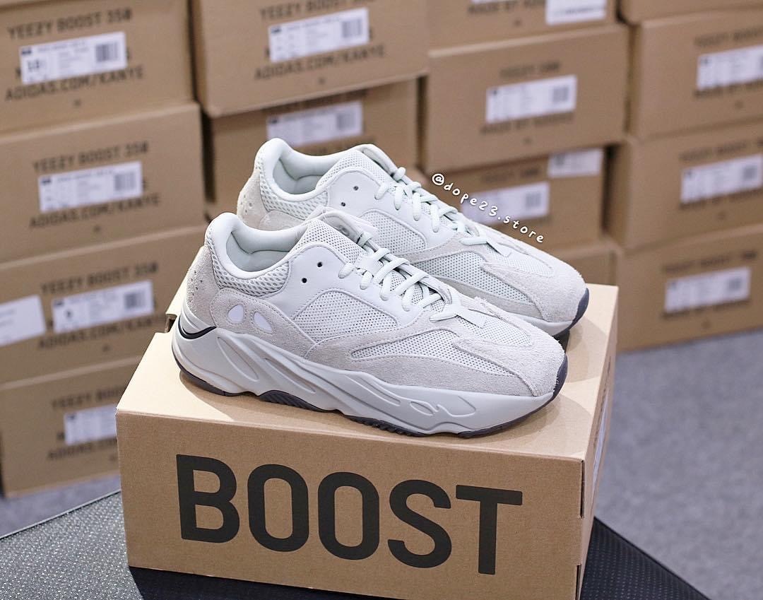 現貨 adidas Yeezy Boost 700 Salt EG7487