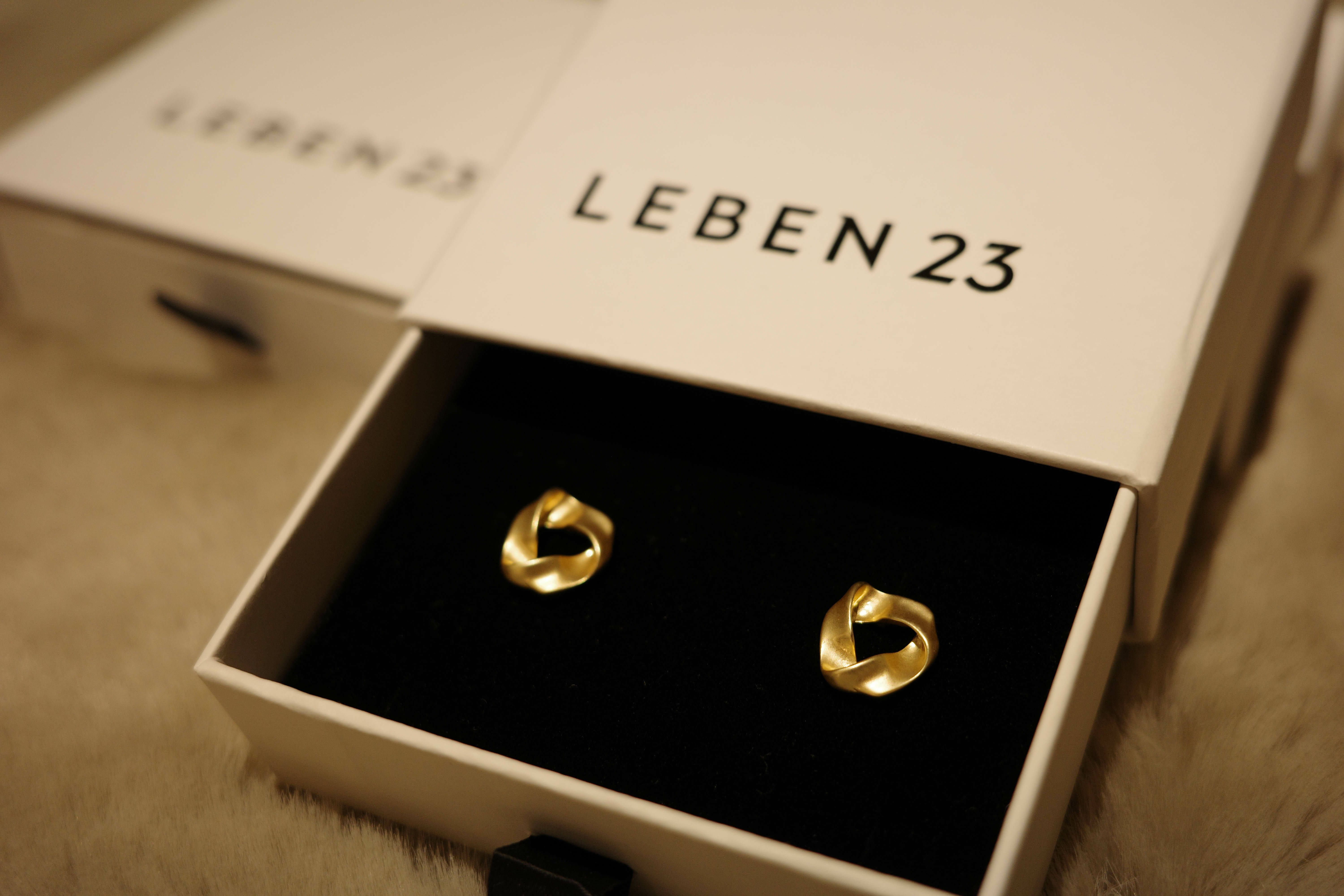加購包裝升級│附贈LEBEN 23限量印刷卡片