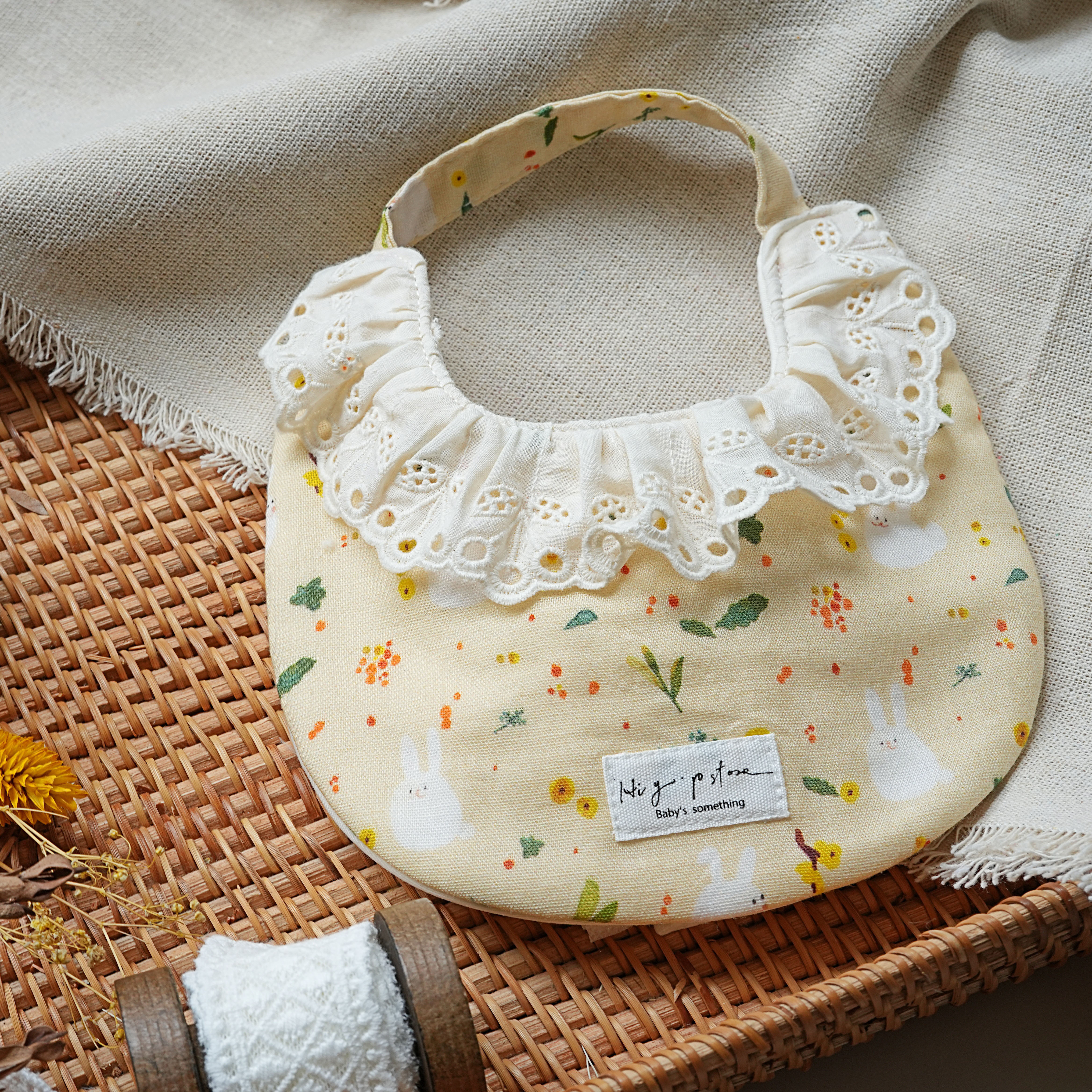 Hi Y.P store-手作圍兜-獨家設計款-橙花兔兔