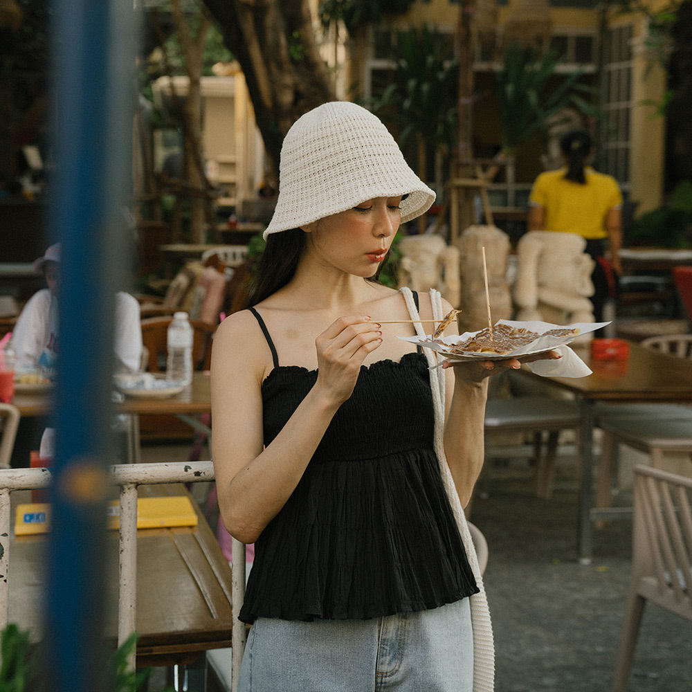 Simple wrinkled elastic spaghetti straps vest four colors【01097581】in stock+pre-order