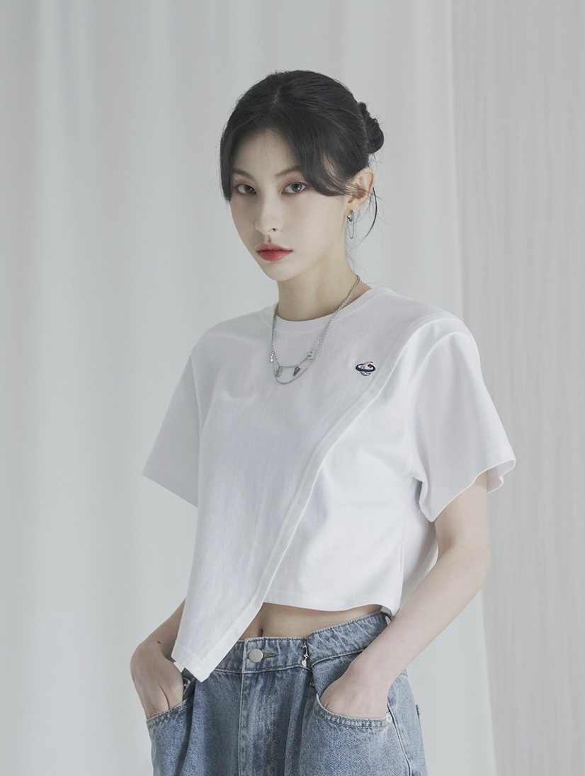 <預購> 韓國AVANDRESS 拼接時尙感短版短T