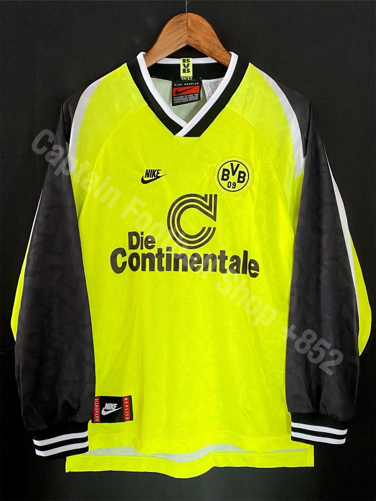 Borussia Dortmund 1995-1996 Nike L/S Home Shirt