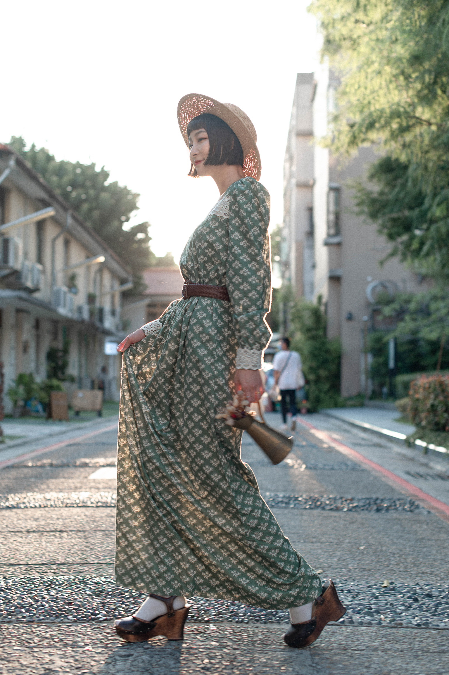 Vintage Dress / 綠色方領蕾絲滿版印花禮服