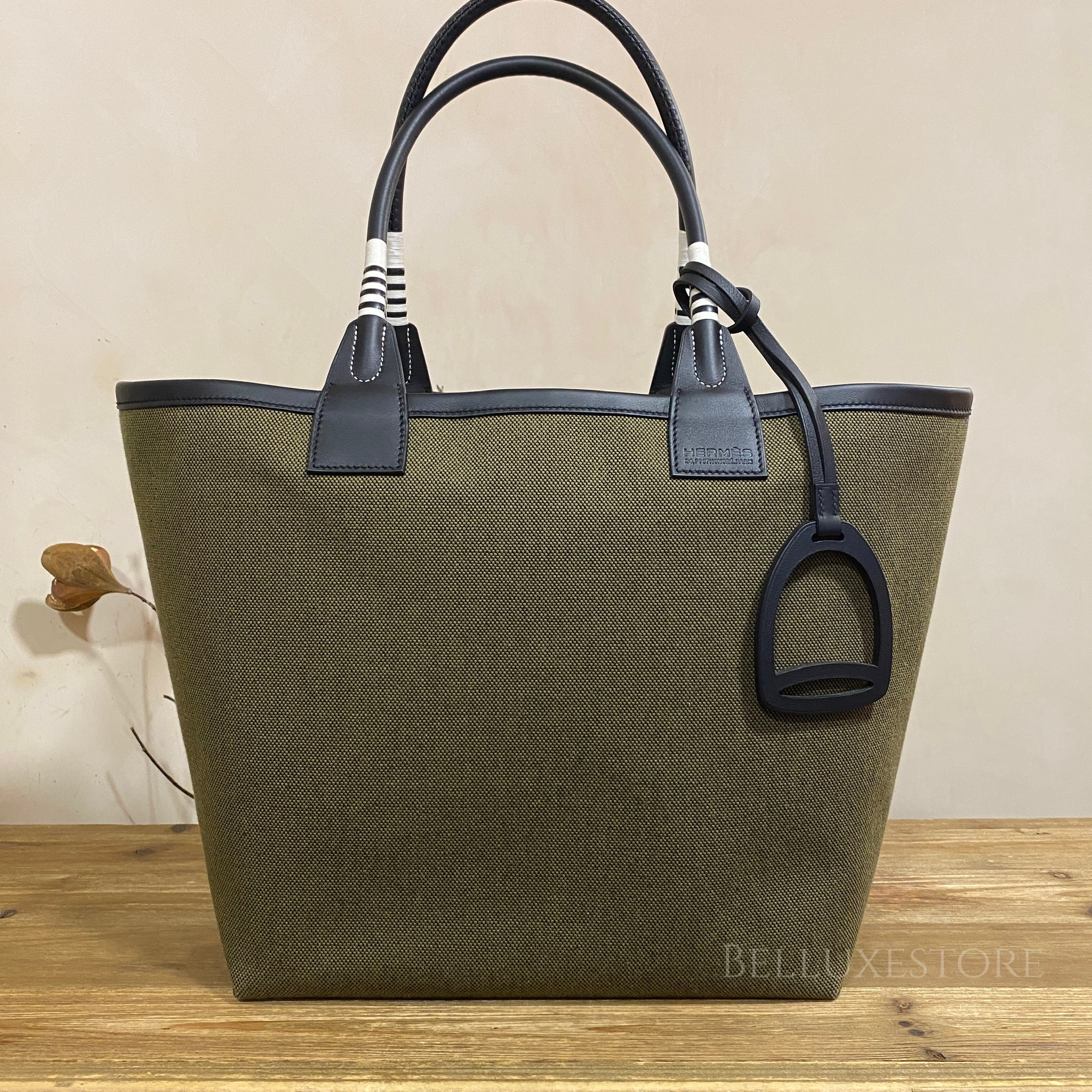 Pre-onwed] Hermes steeple 28 stamp U miliaire-noir