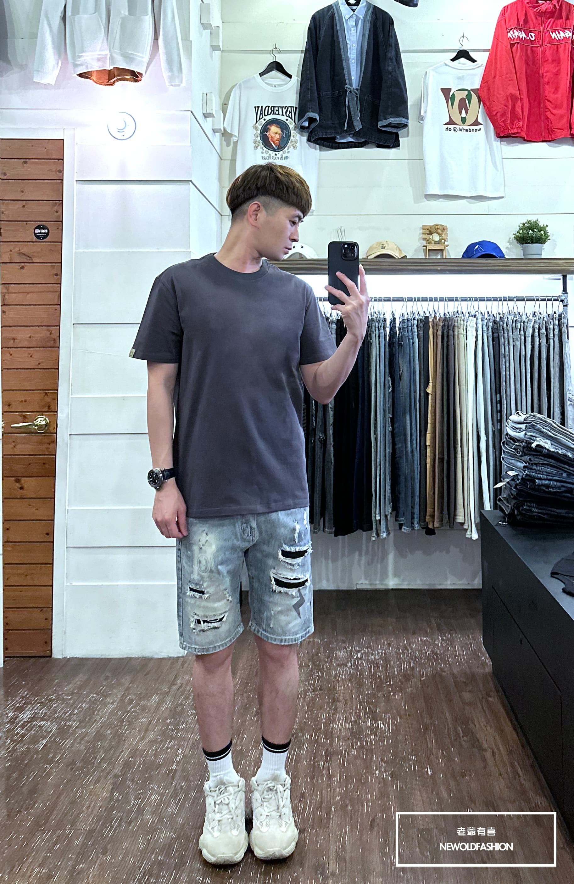 『新品上市』重磅全素修身剪裁短T(NOF2303C40001)-灰