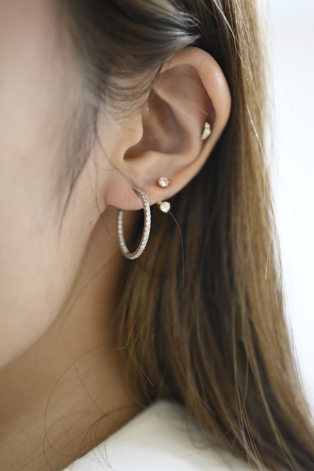 18K Three Prong 0.10ct Single Diamond Earring Jacket  (longer version)