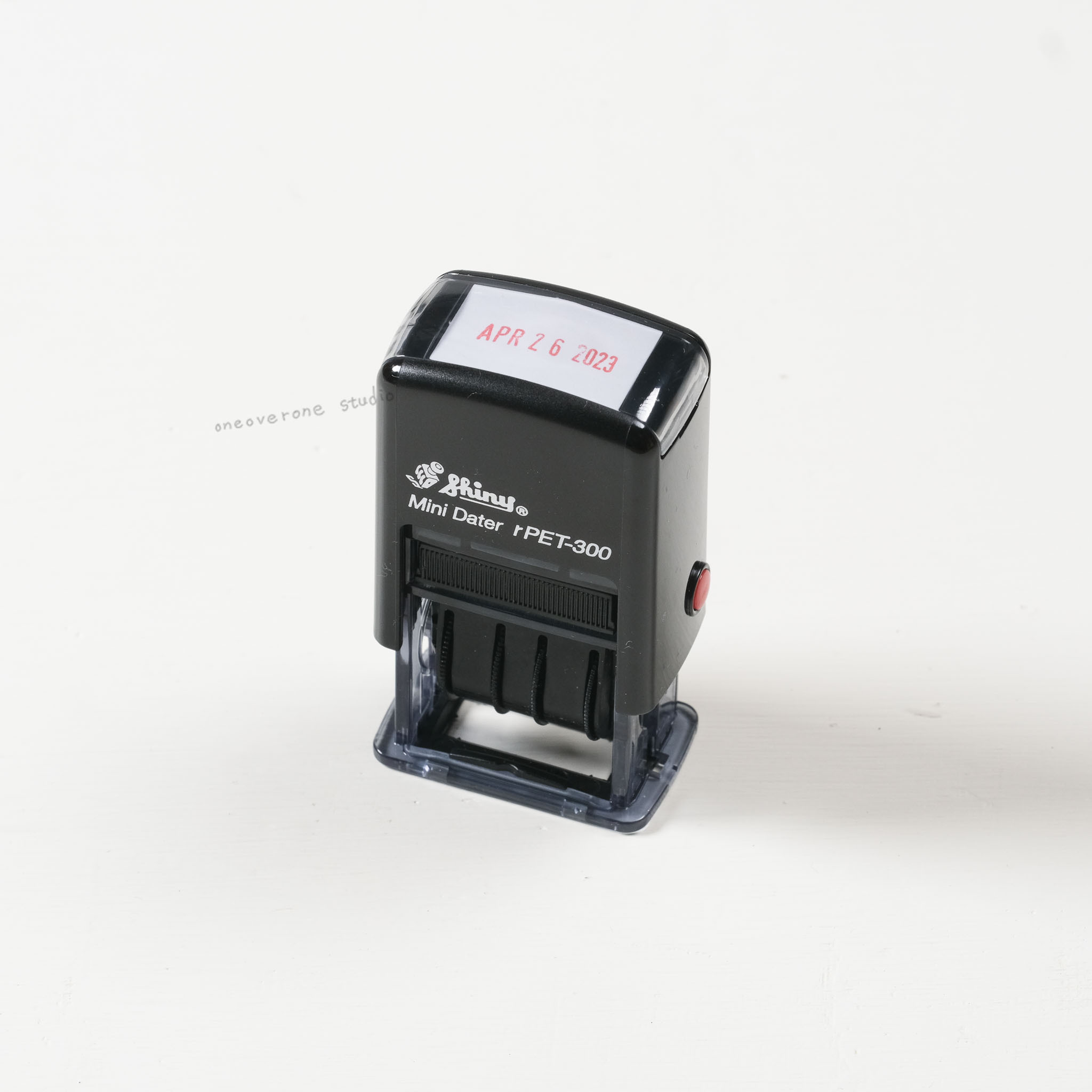 可以加自己喜歡墨水的自動日期章 rPET-300B/Shiny/TAIWAN