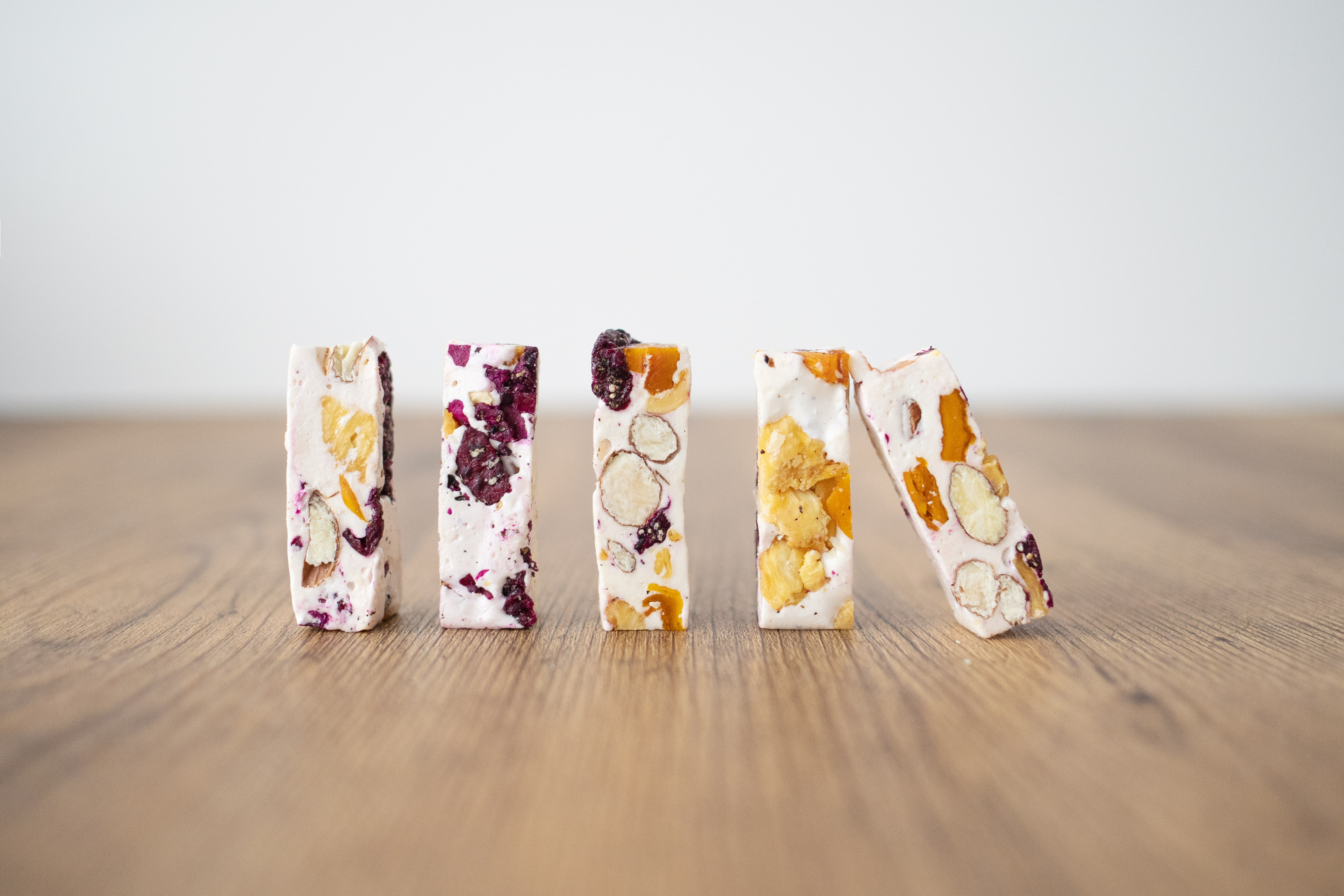 繽紛果乾牛軋糖