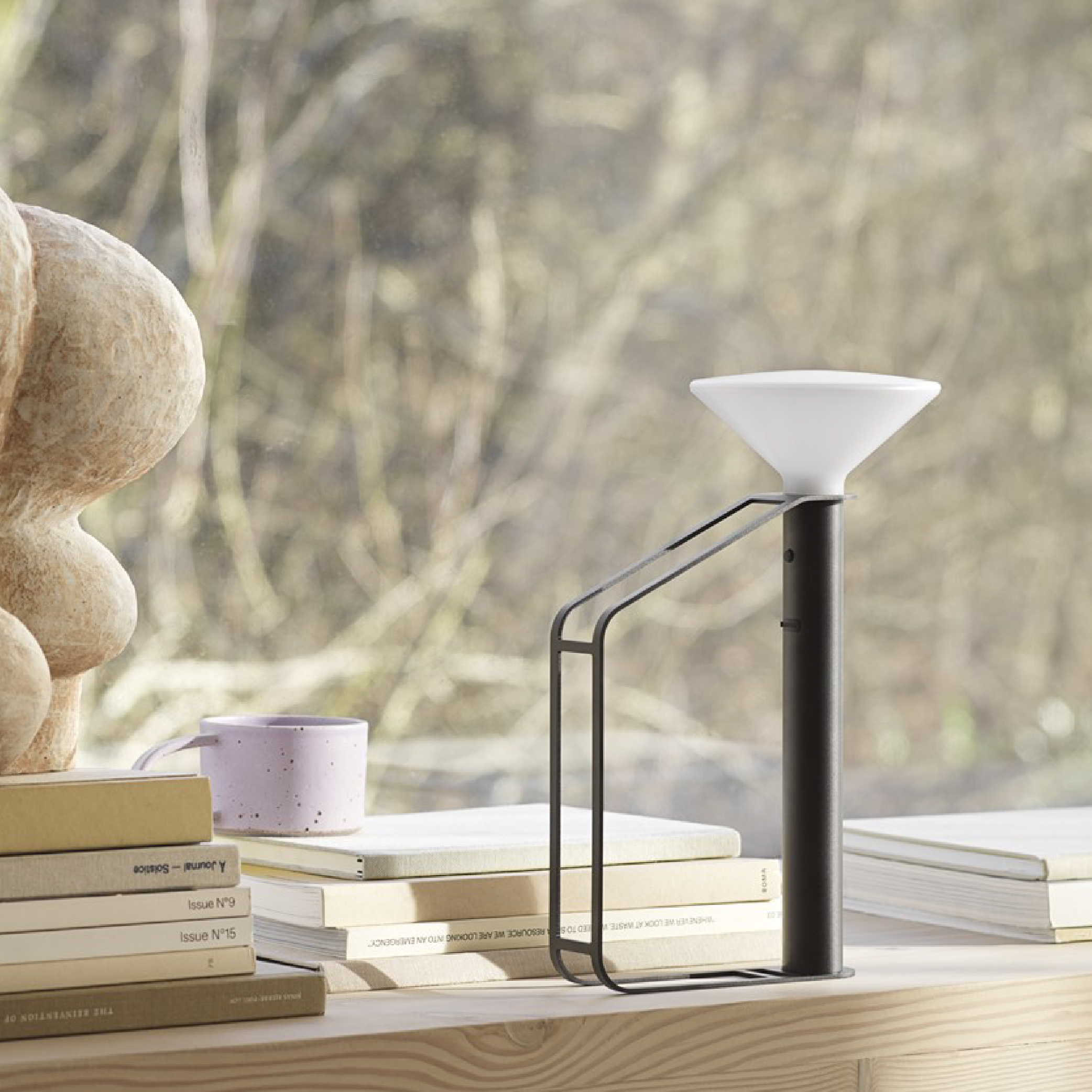 光錐 / 可攜式桌燈 by Muuto