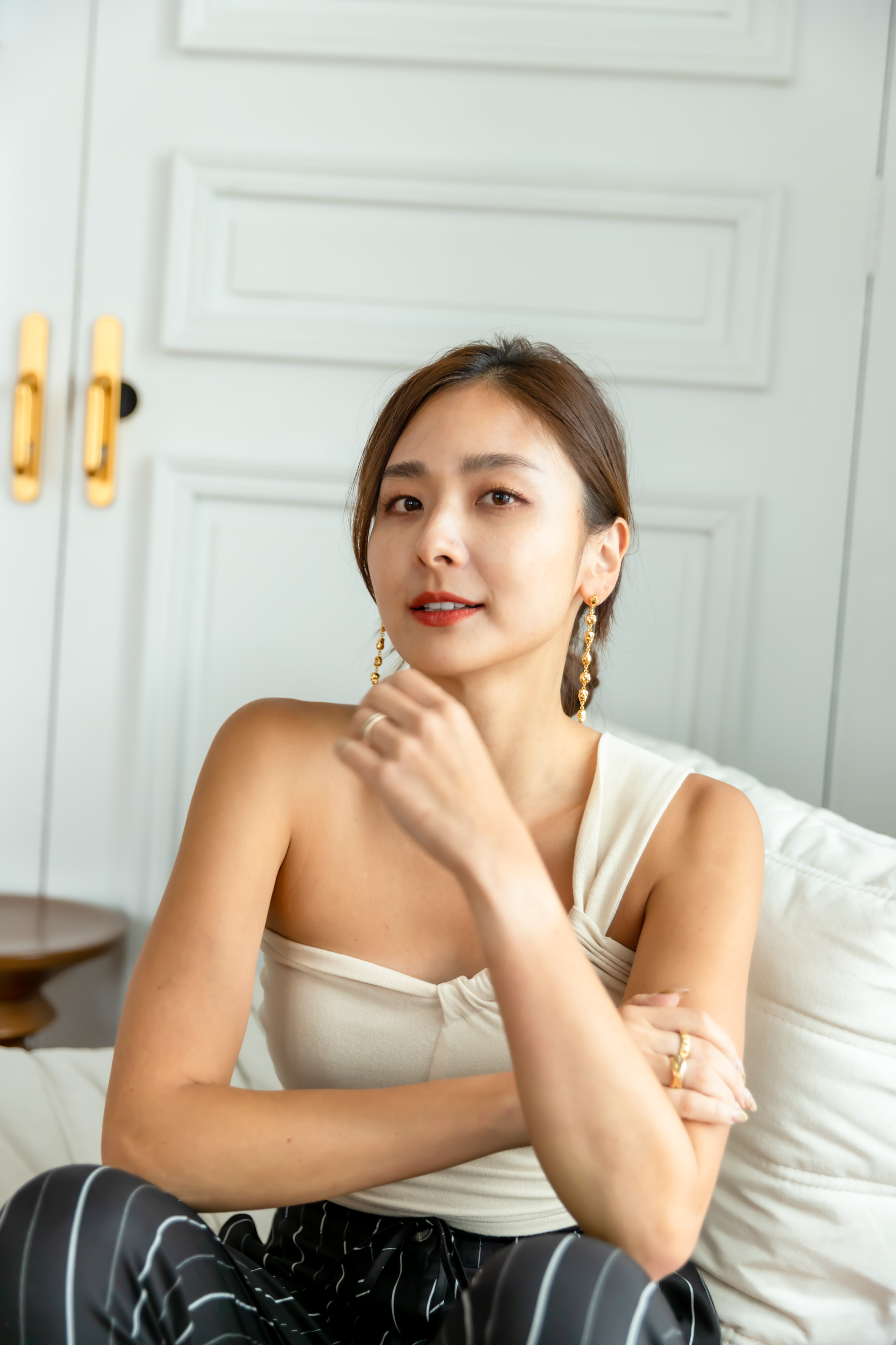 Meteorite · 皺褶隕石流線耳環（金色）