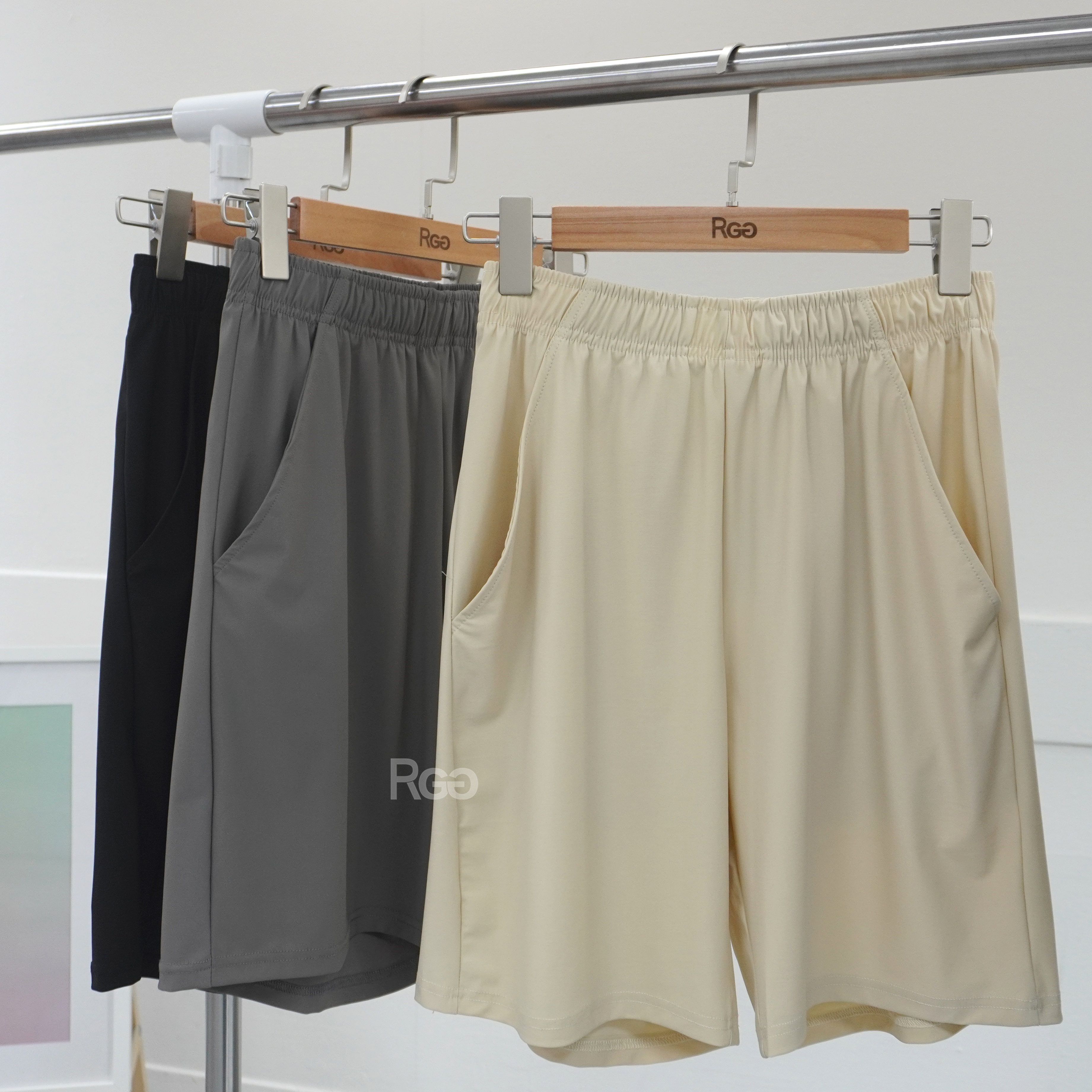 #111 高彈力涼感耐磨速乾 短褲