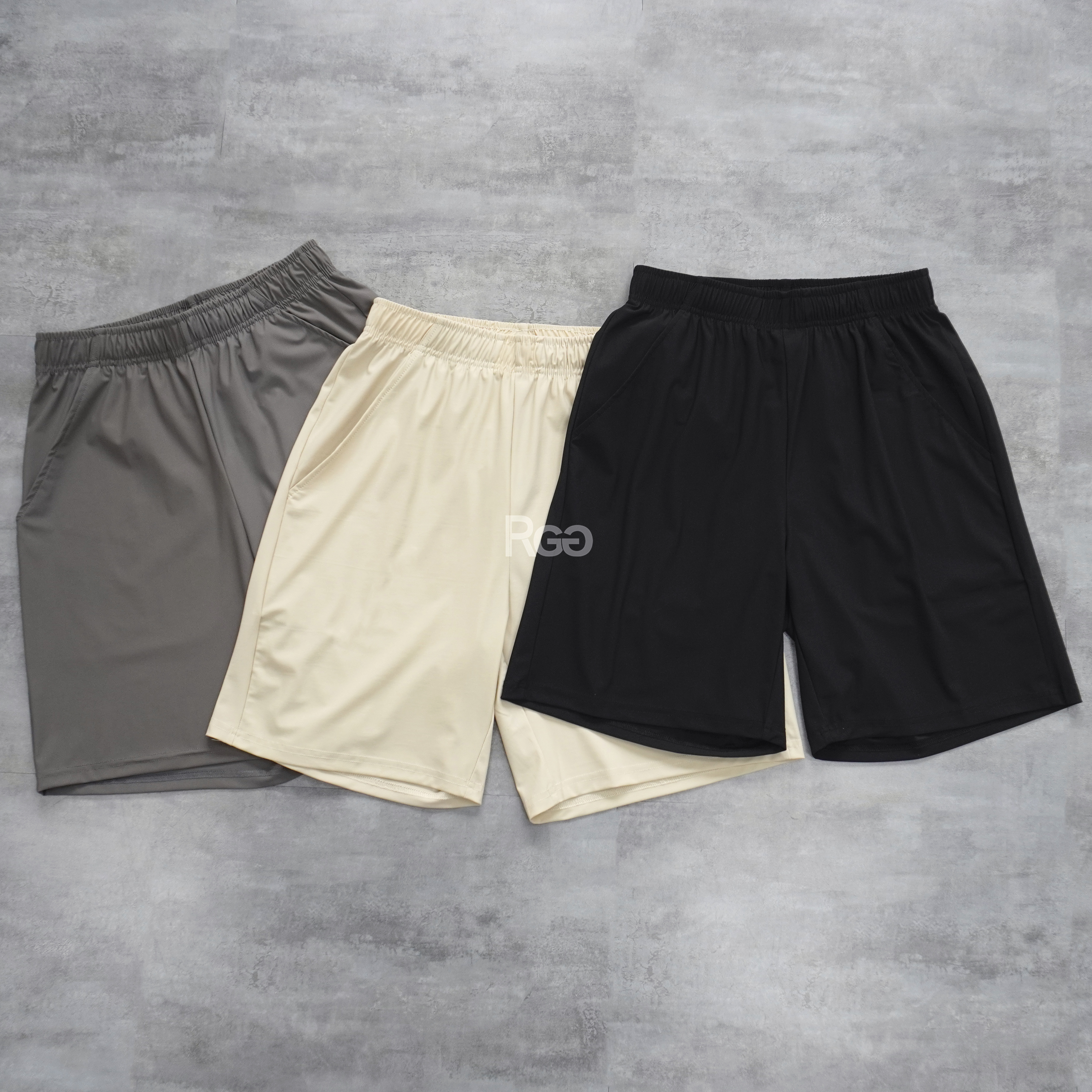 #111 高彈力涼感耐磨速乾 短褲