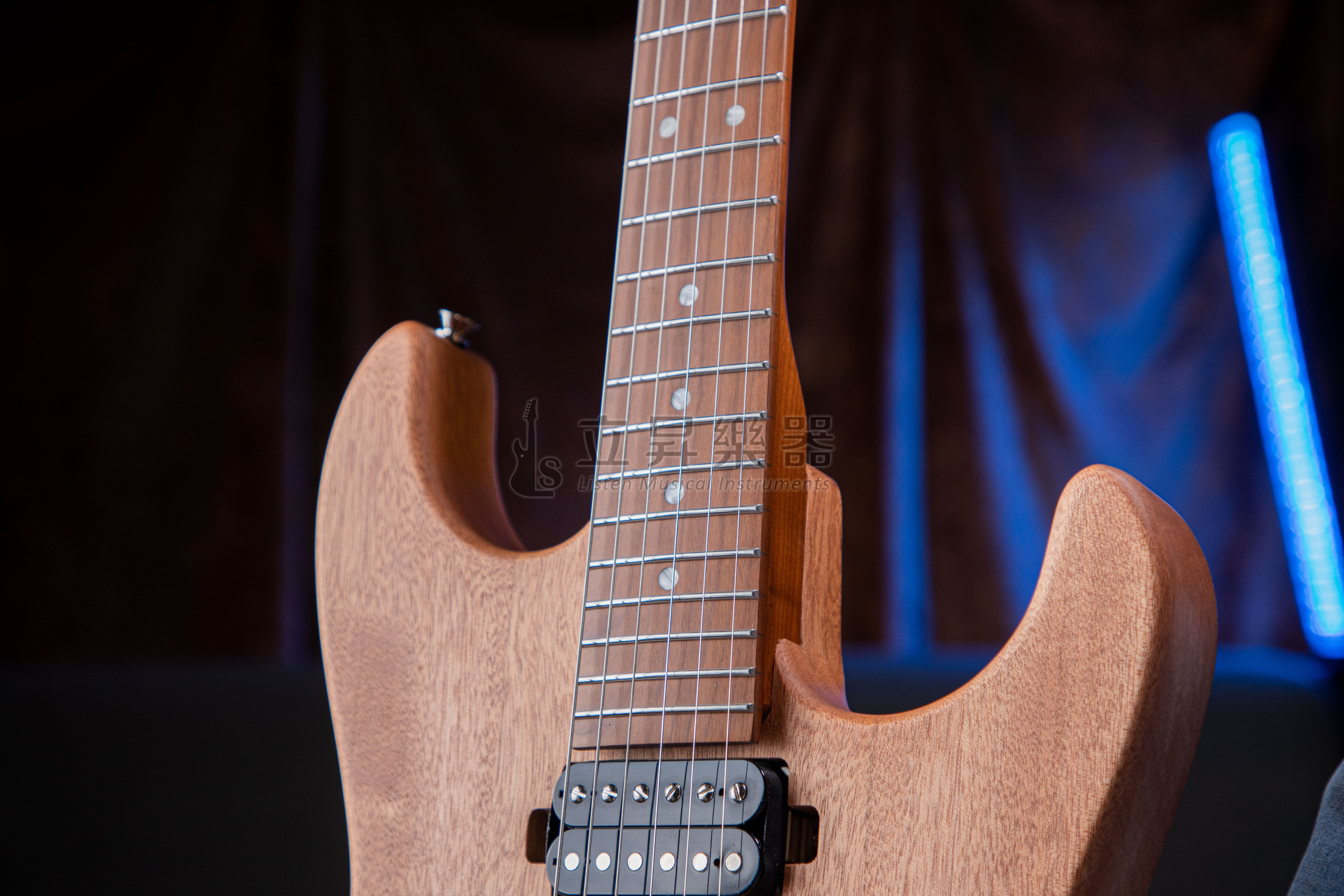 Corona Modern Plus S-Strat MAH M24 STRAT琴身 24格 烤楓木琴頸指板 不鏽鋼Fret 原木色 第 5 張圖片｜三峽鼓 / 打擊