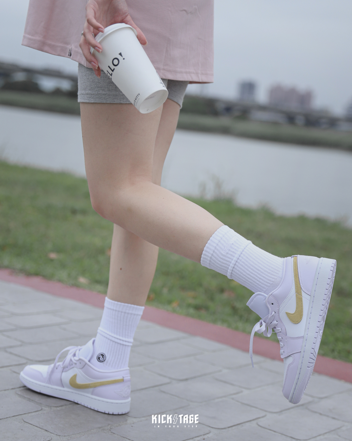 **特價商品售出不退換**女鞋 AIR JORDAN 1 LOW W BARELY GRAPE AJ1 香芋紫 淡紫黃勾 微醺薰衣草 低筒休閒鞋 仙女鞋【DC0774-501】25SALE