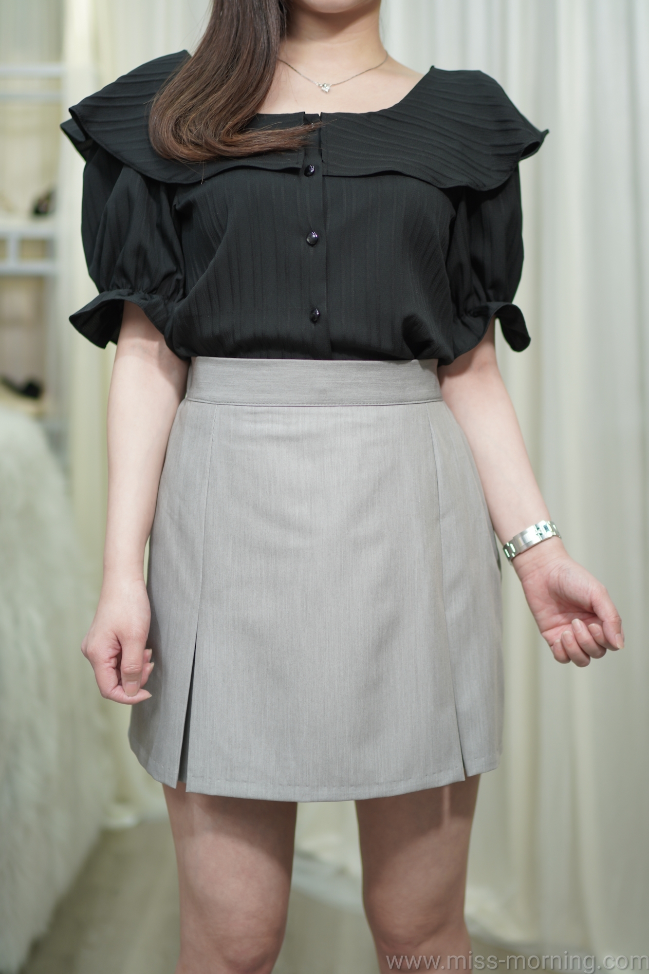 壓條紋反領上衣(13148)&抵著薄西裝料包臀裙(33534)