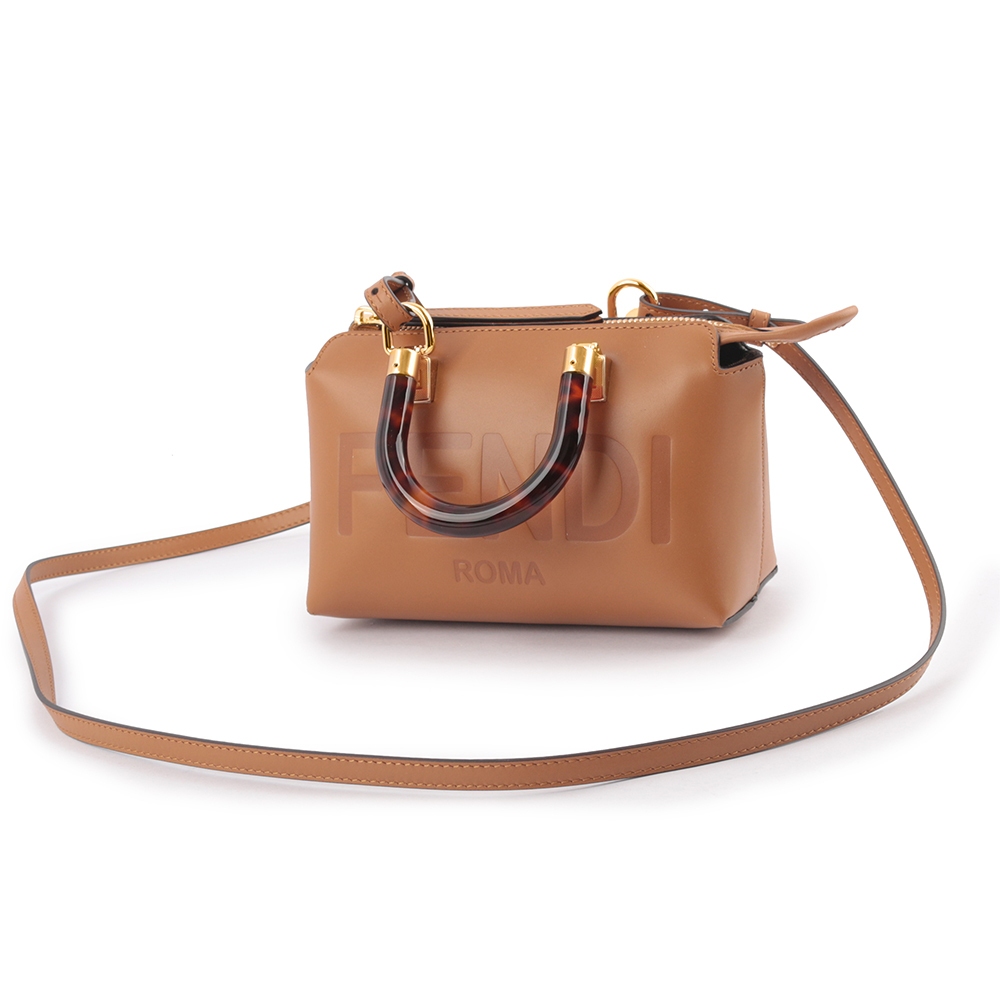 【FENDI】By The Way Logo 壓印皮革迷你二用波士頓包(棕色)