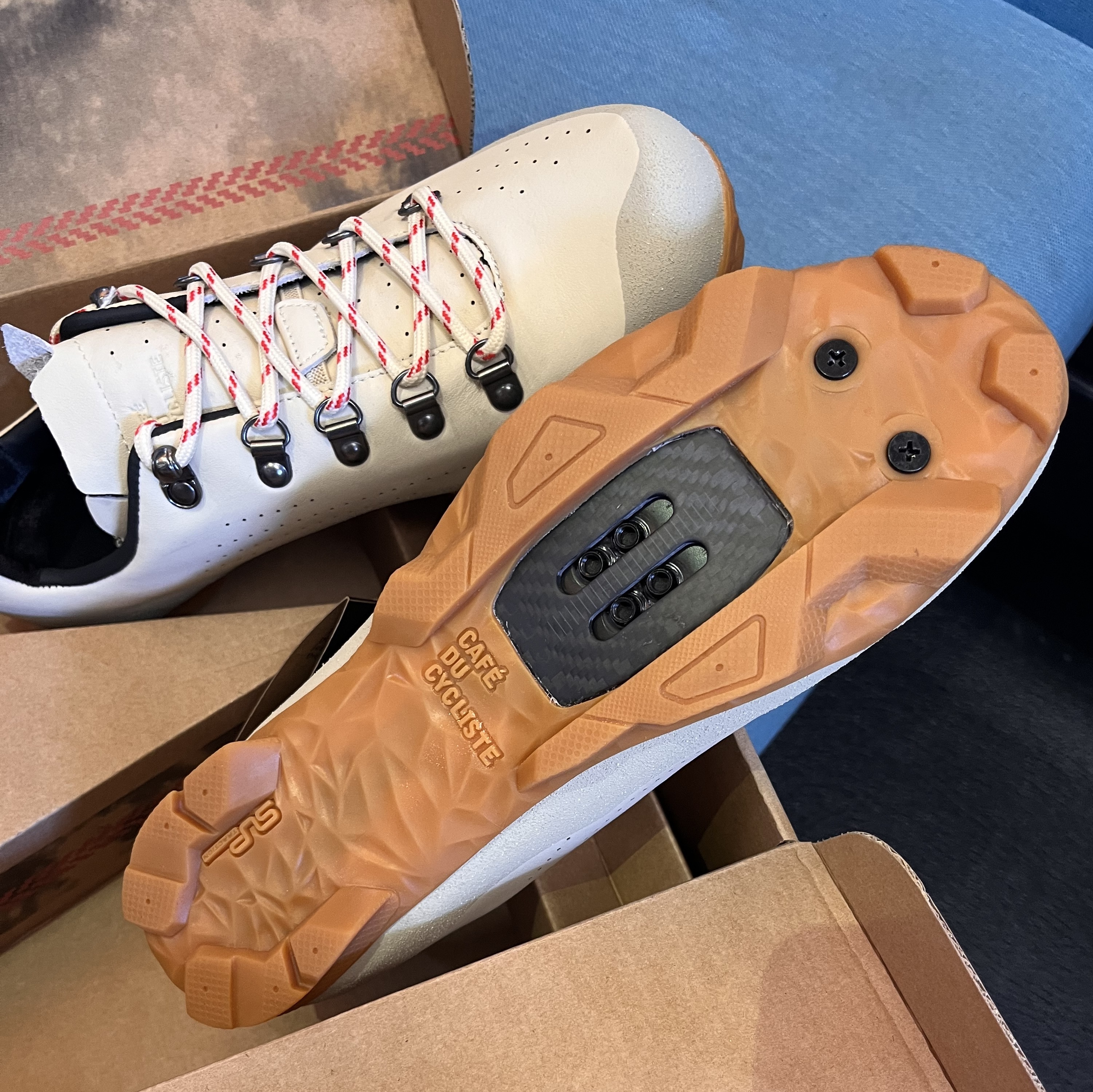 LOOK x Café du Cycliste Gravel Pack