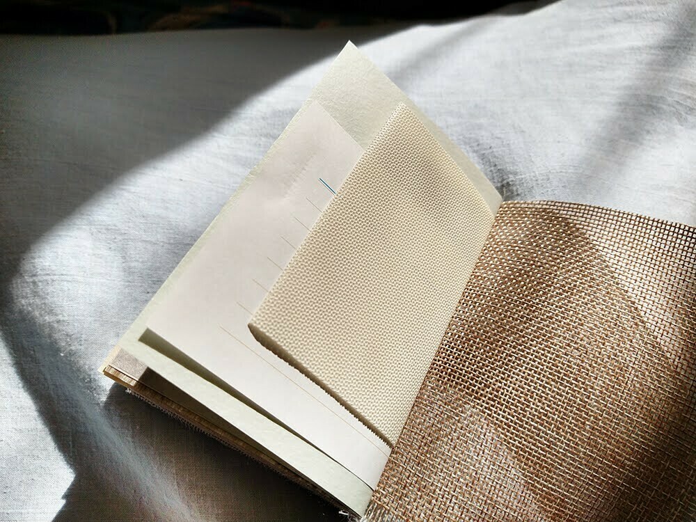 無色綻放 ． 不完美混和本 TN PA護照尺寸 (請看敘述)