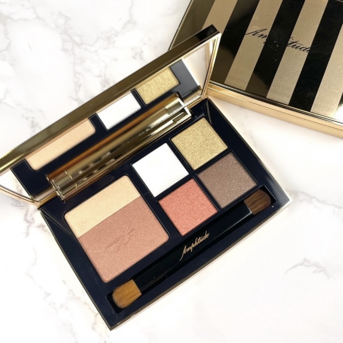 [限定] AMPLITUDE Conspicuous Eye & Cheek Color Palette C 多功能彩妝盤