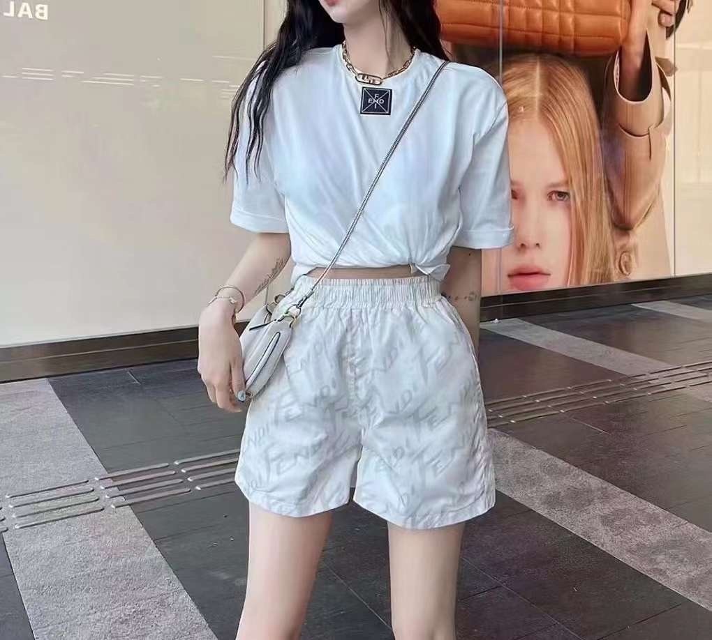 Fendi 女款 雙面 短褲