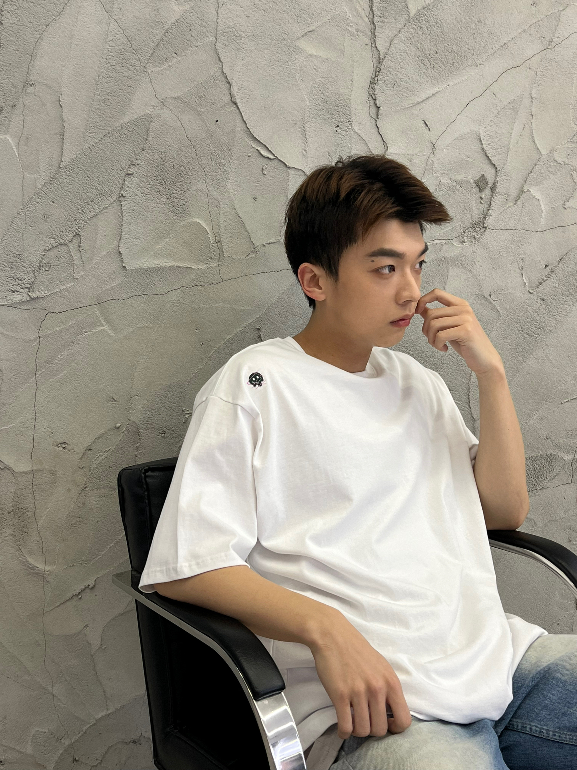 Korea 正韓精選親自選物｜低調笑臉刺繡LOGO質感超好 ｜onesize ｜三個顏色｜(白色賣場）