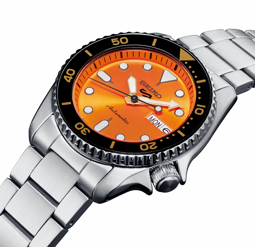 萬年鐘錶 - SEIKO  5 Sports   小版SKX 經典橘面小丑魚機械水鬼 SRPK35K1 / 4R36-14B0L 錶徑38MM