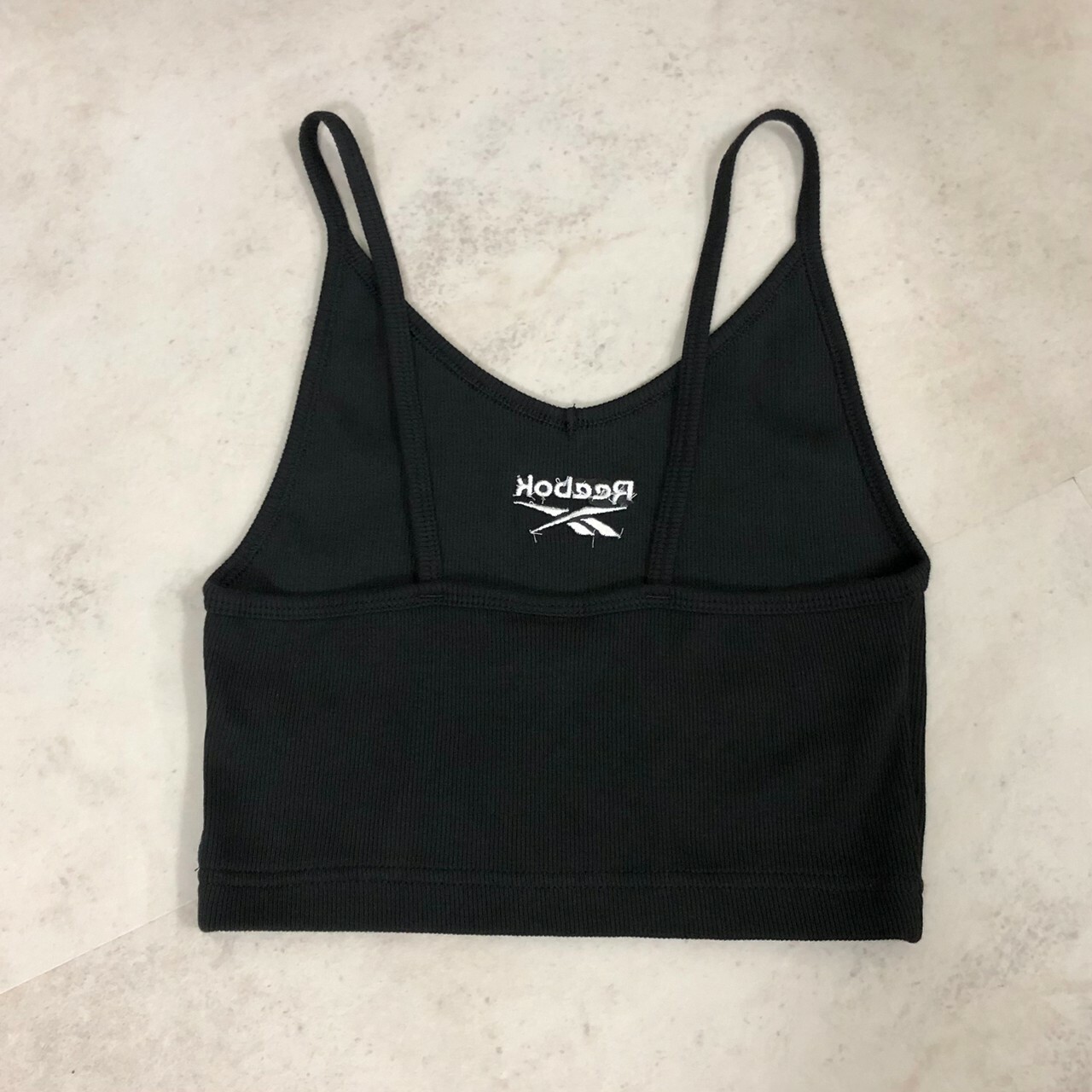 Reebok 短版運動背心小可愛 GJ4895