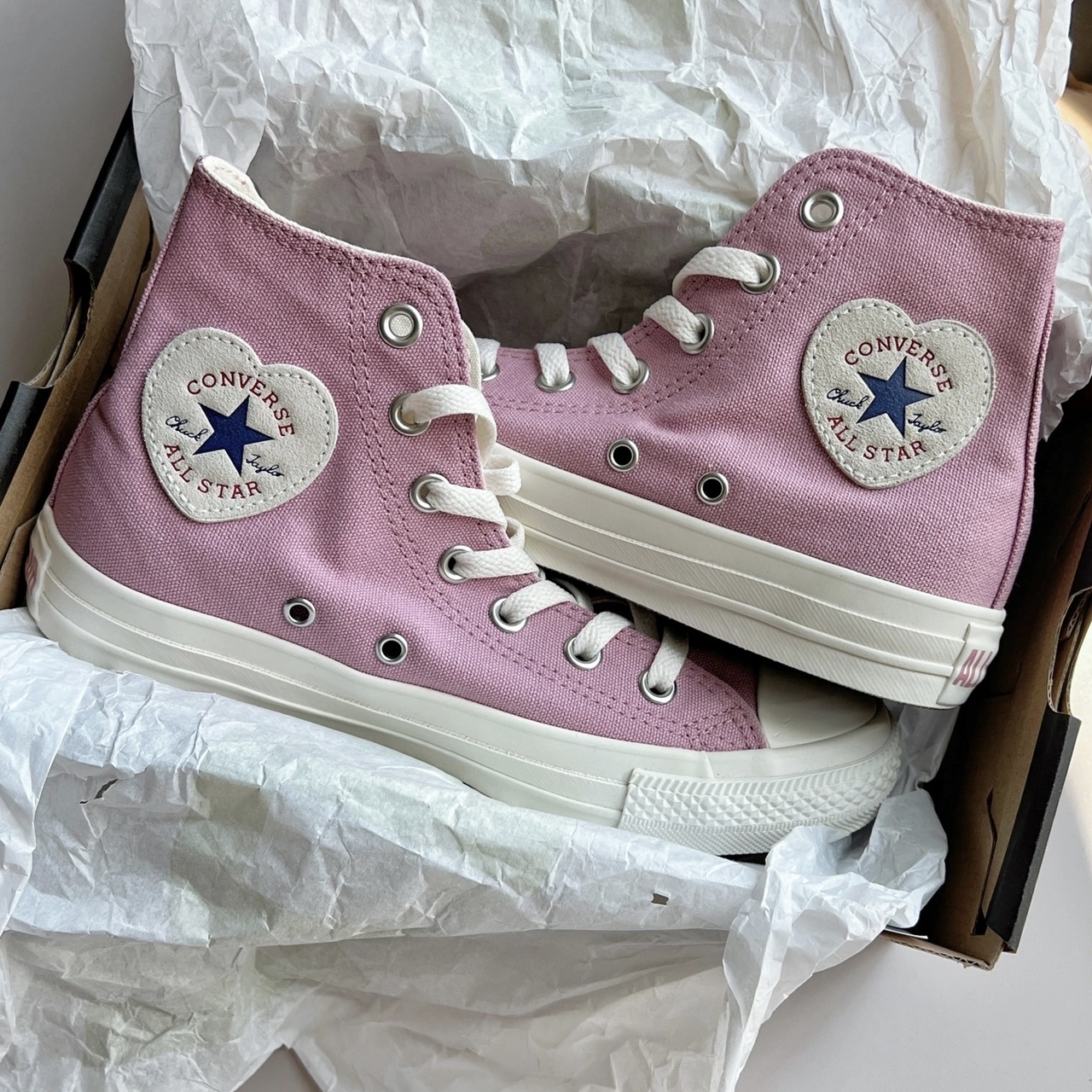 日本限定🇯🇵 CONVERSE ALL STAR 愛心標 粉 淺粉 女鞋 高筒  / 預購