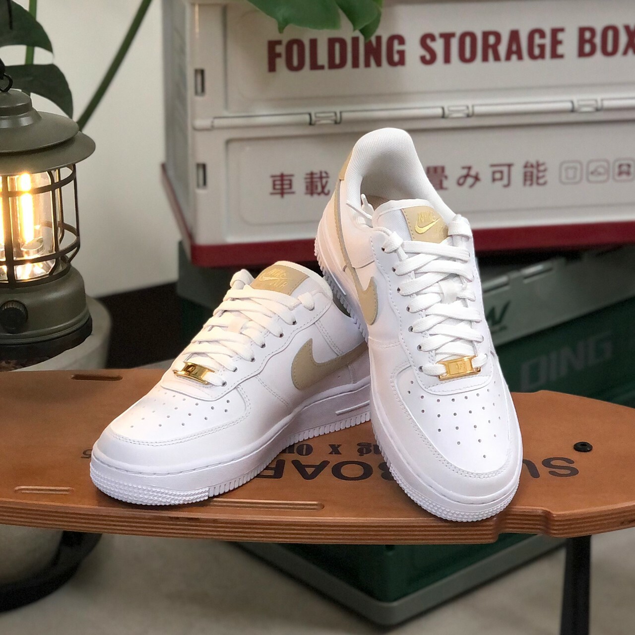 Nike Wmns Air Force 1’07 Ess Af1 女款 奶茶 金勾 白金 CZ0270-105