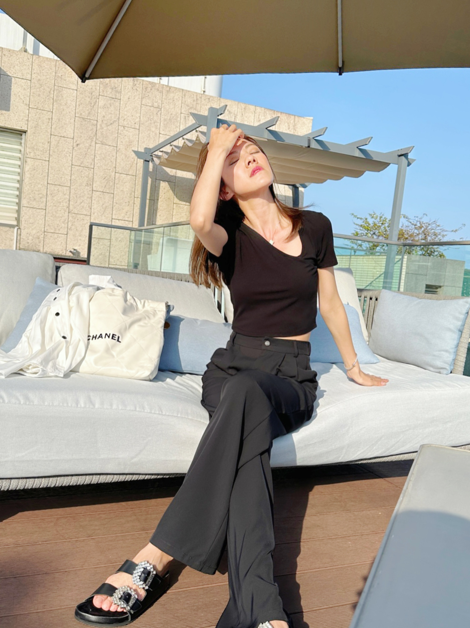 Asymmertic Neck Fit Cropped Top_TP235L10