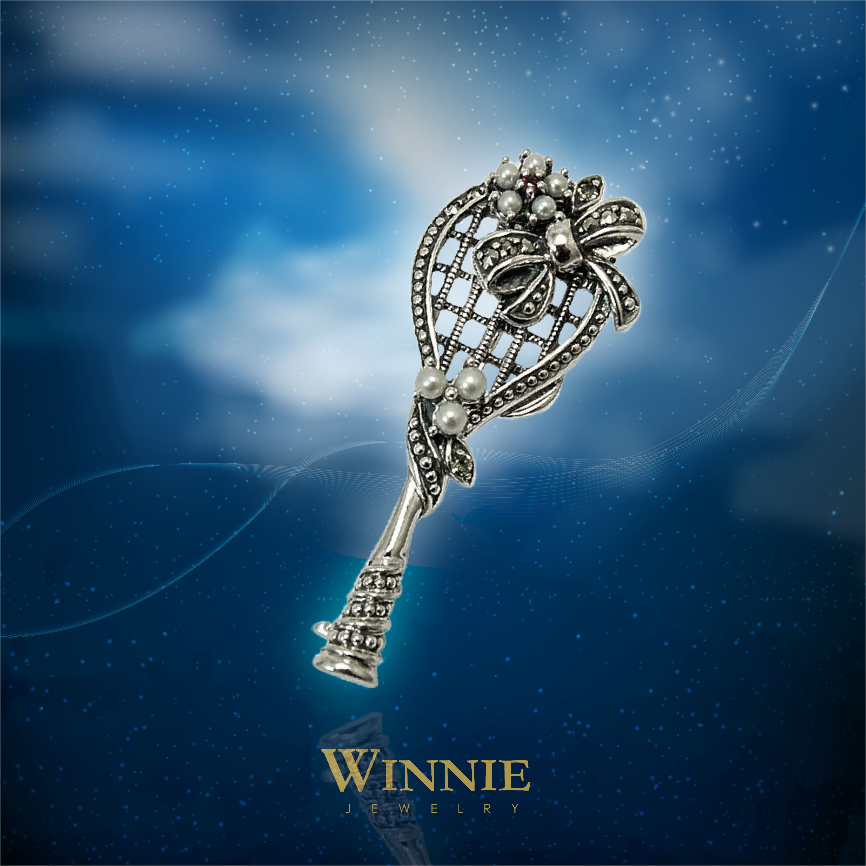 蝴蝶結網球拍胸墜