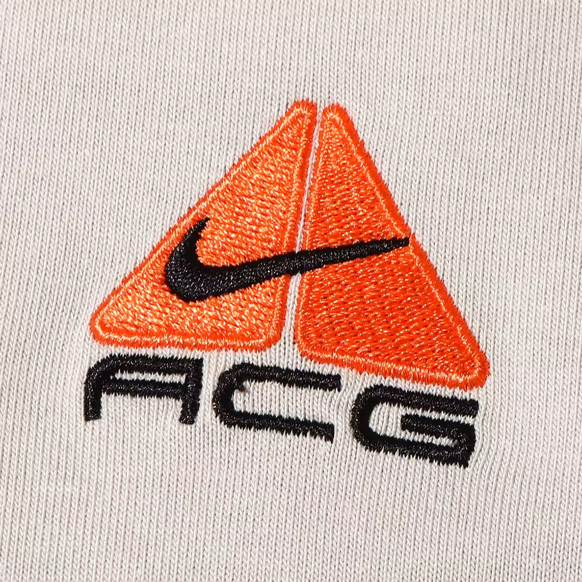 Nike ACG 短袖