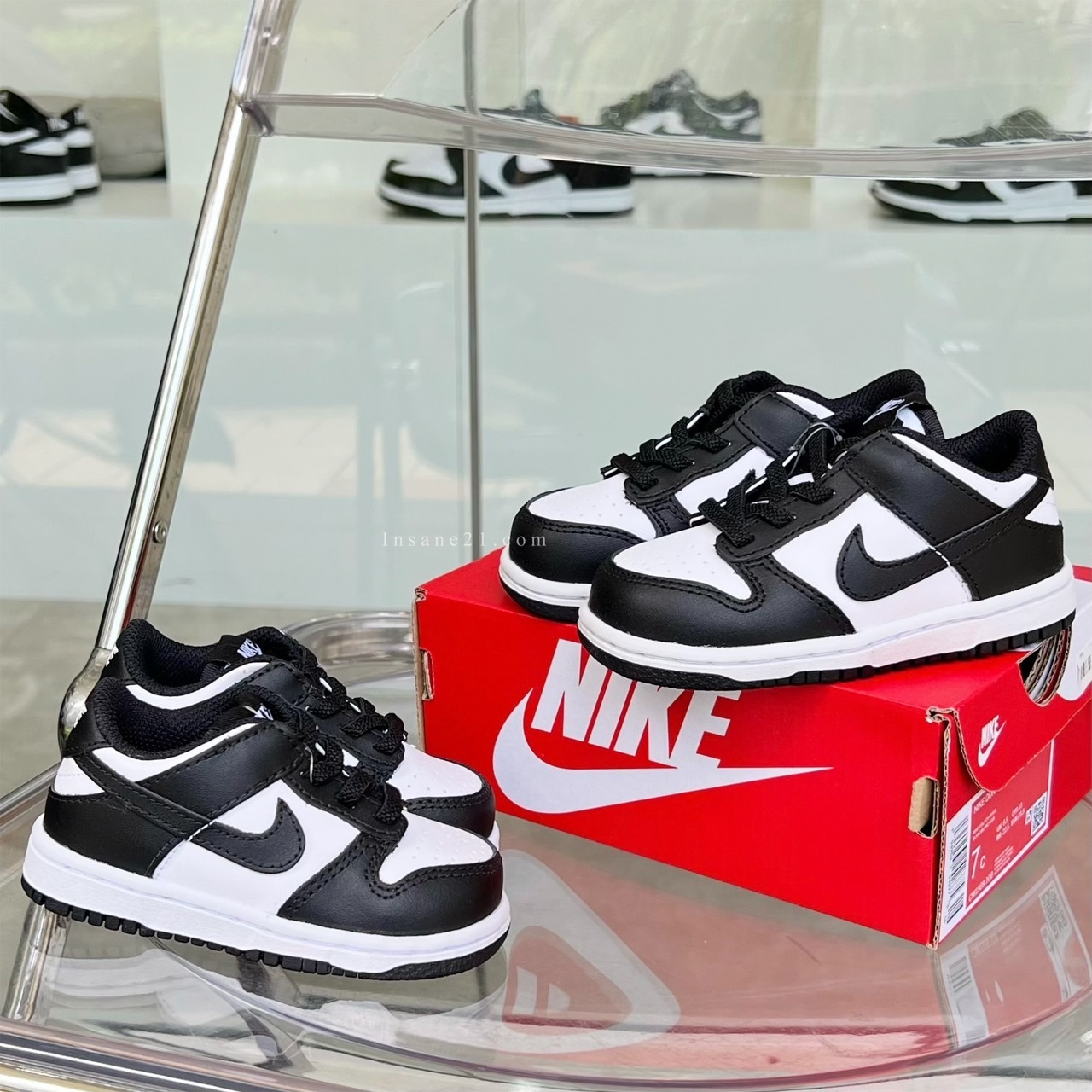 NIKE DUNK LOW 童鞋 熊貓. 黑白 全新正品 CW1588-100 / CW1589-100