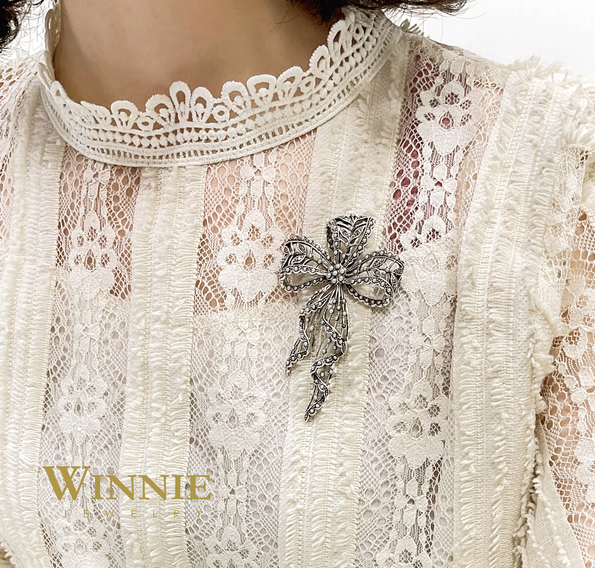 蝴蝶結緞帶胸針